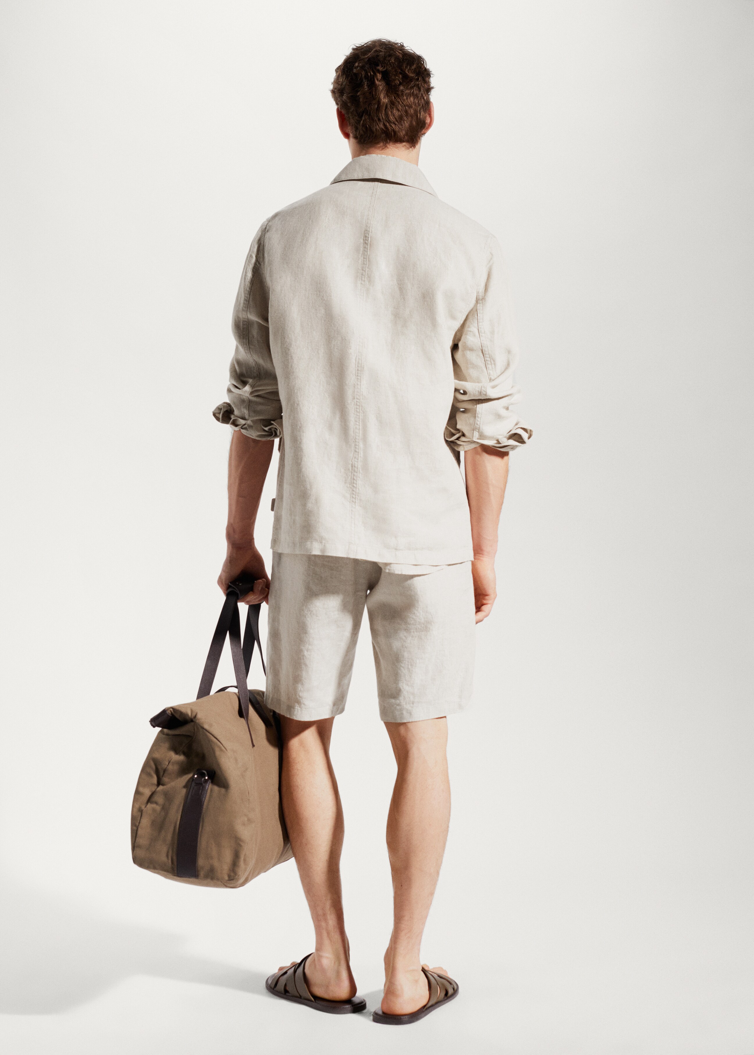 100% linen overshirt with pockets - Reverse of the article