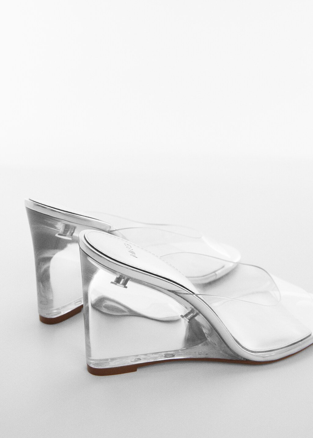 Transparent vinyl wedge sandals - Details of the article 1