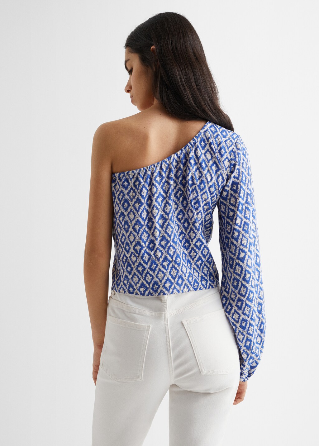 Asymmetrical printed blouse - Reverse of the article