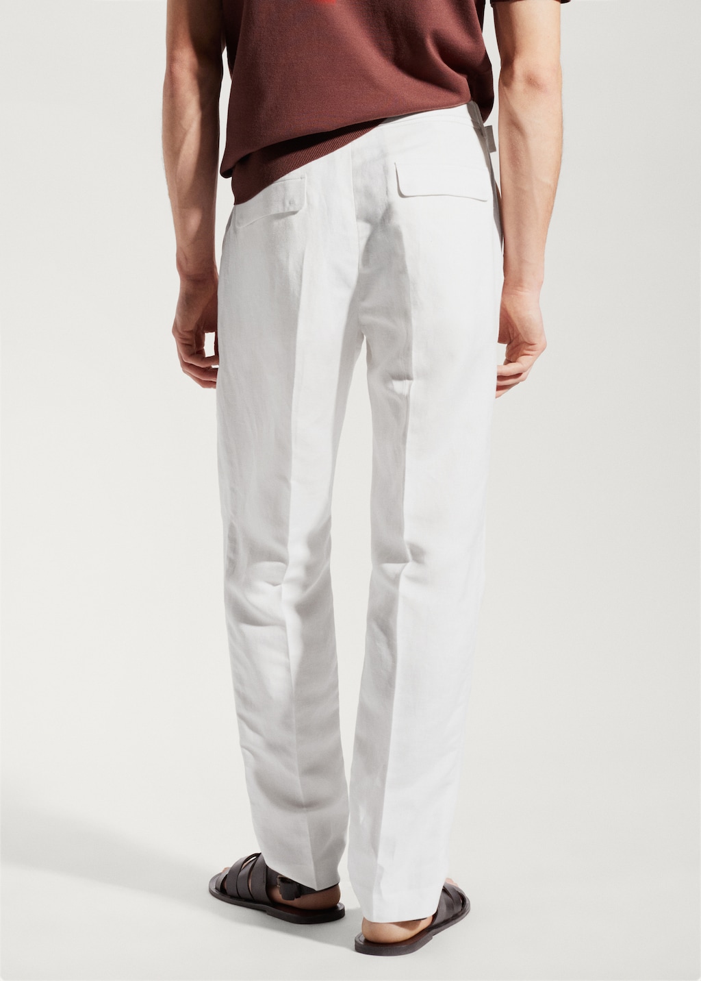 Belt line trousers - Reverse of the article