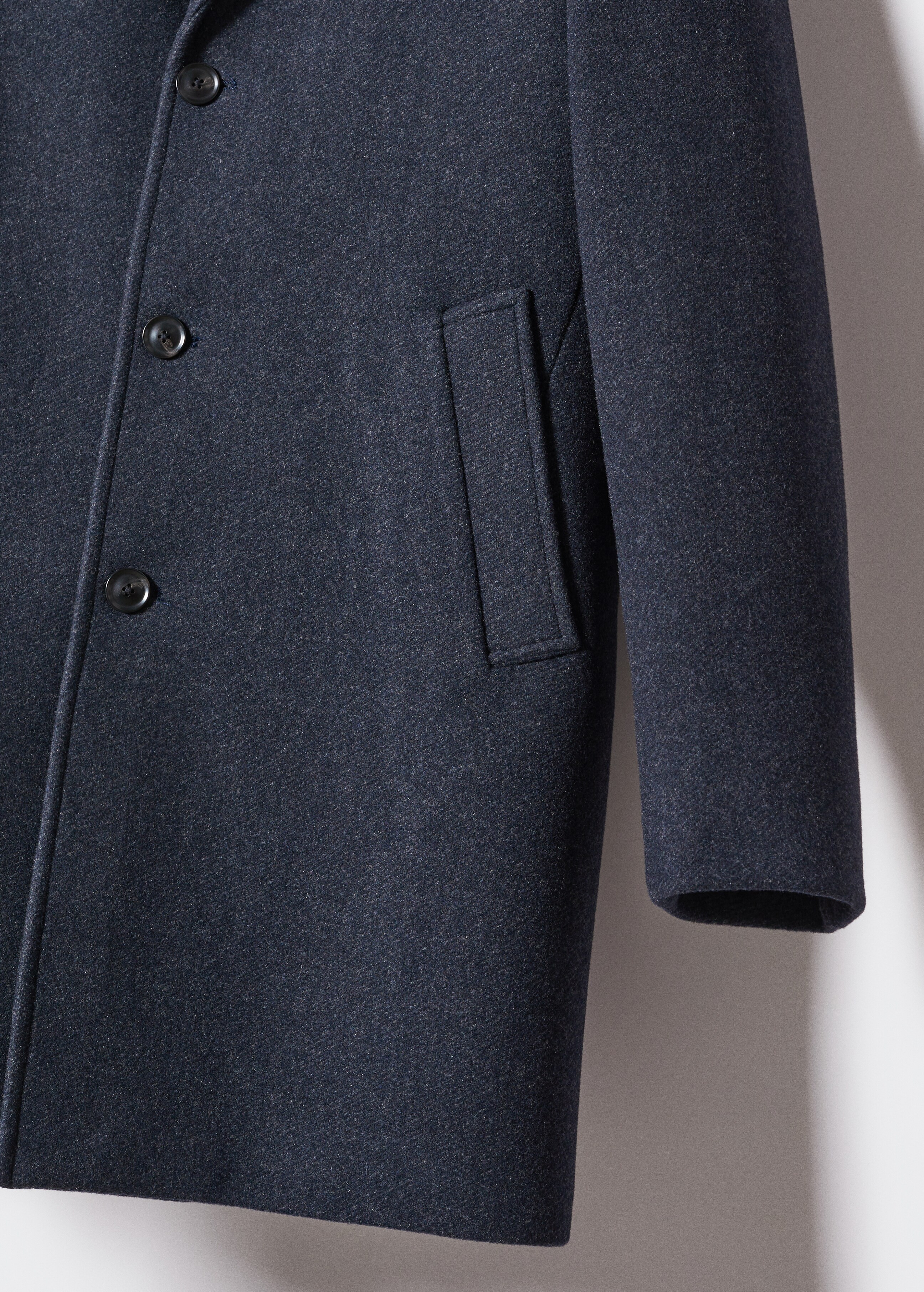 Recycled woolen coat - Details of the article 8