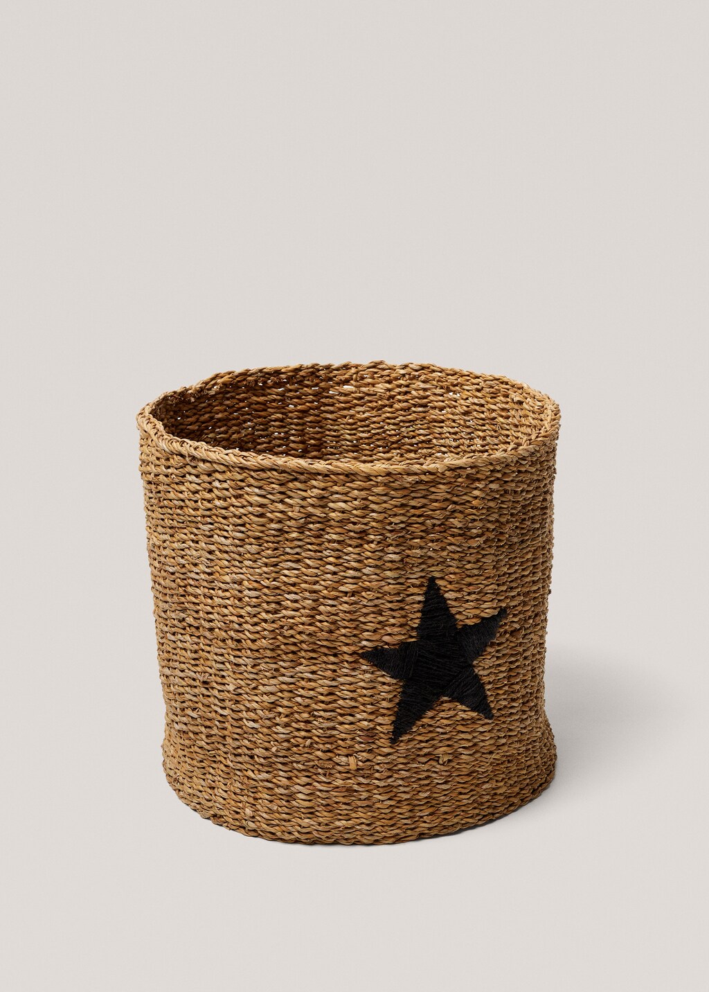 Star natural fibre basket 16cm - Details of the article 2
