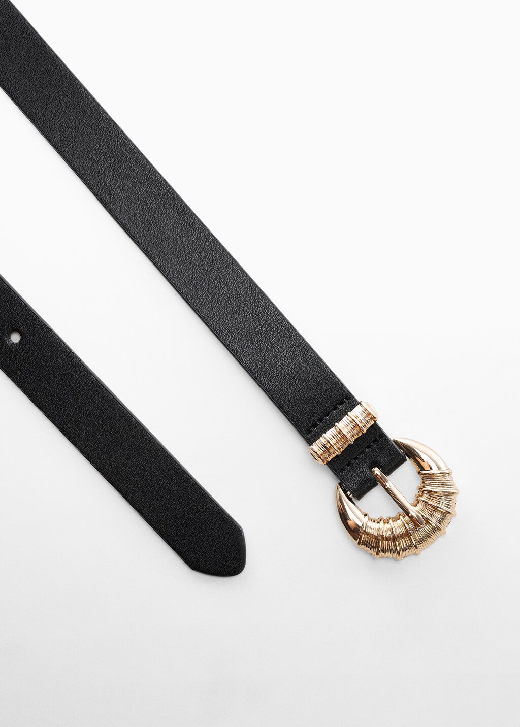 Embossed buckle belt - Details of the article 3