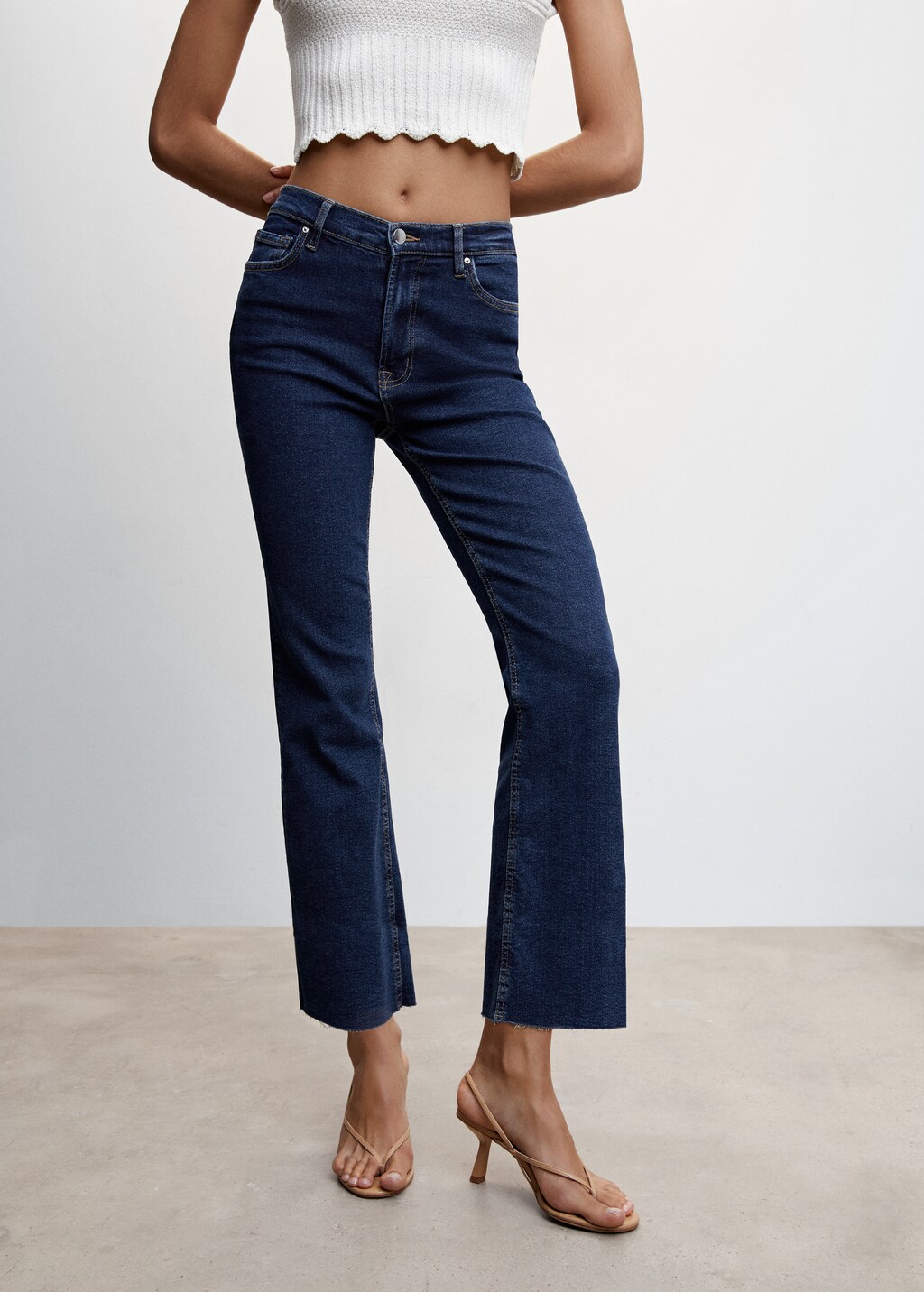 Jeans flare crop - Plano medio