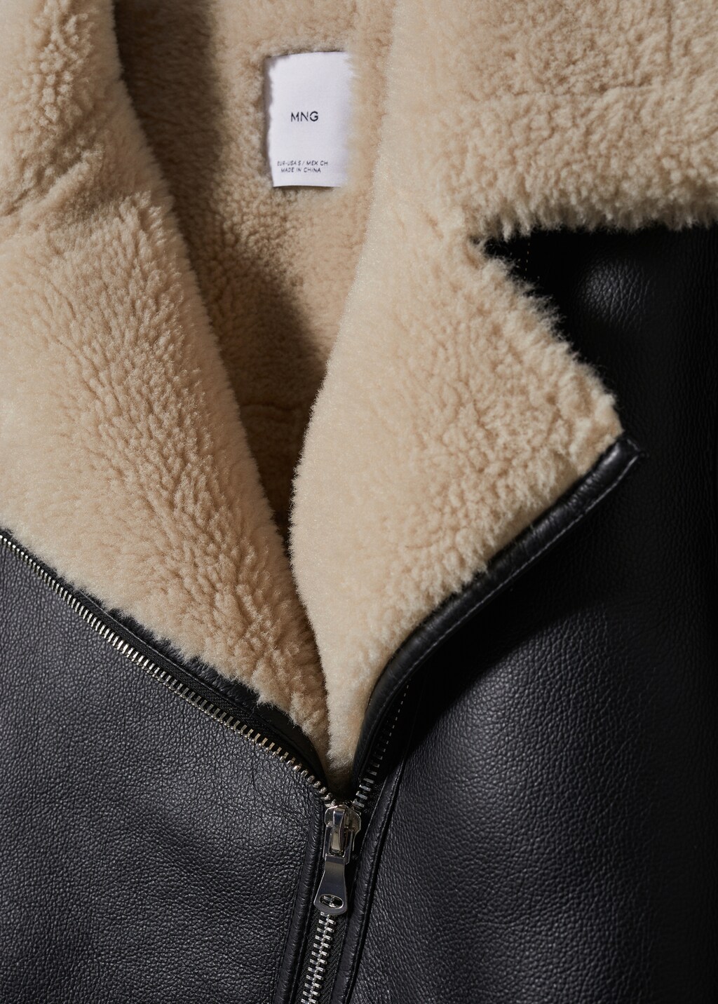 Jacket with shearling-effect lining - Details of the article 8