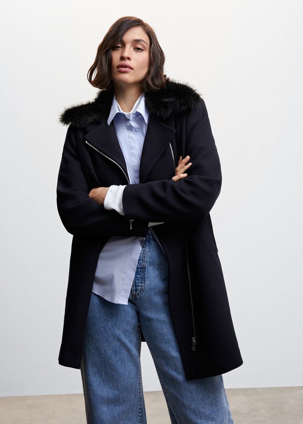 Detachable fur-effect collar coat - Details of the article 5