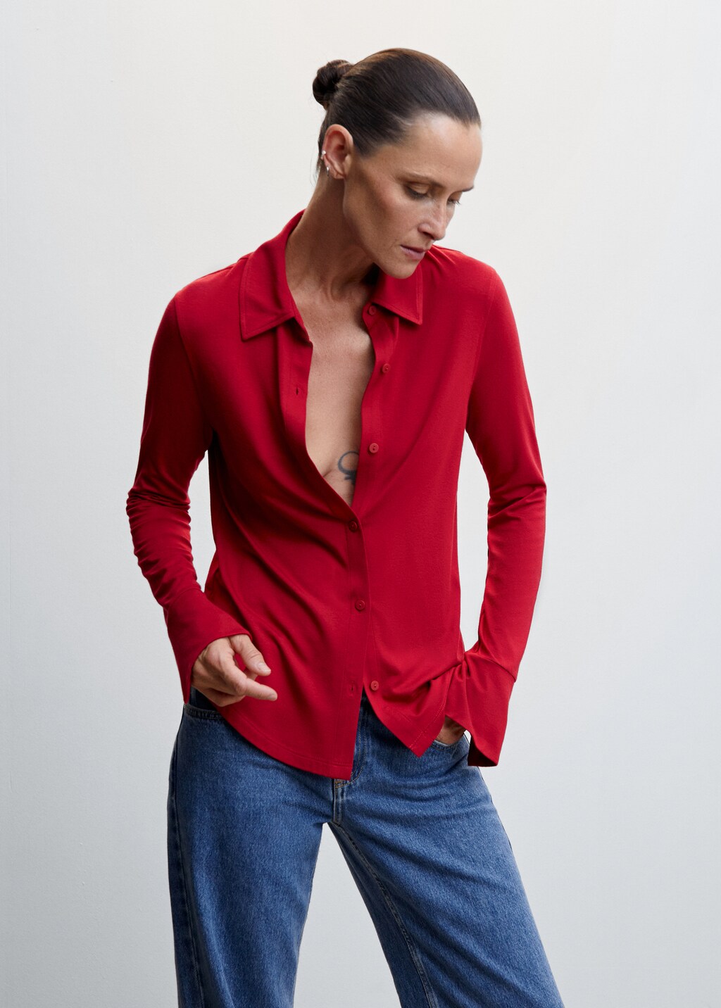 Buttoned flowy shirt - Details of the article 6