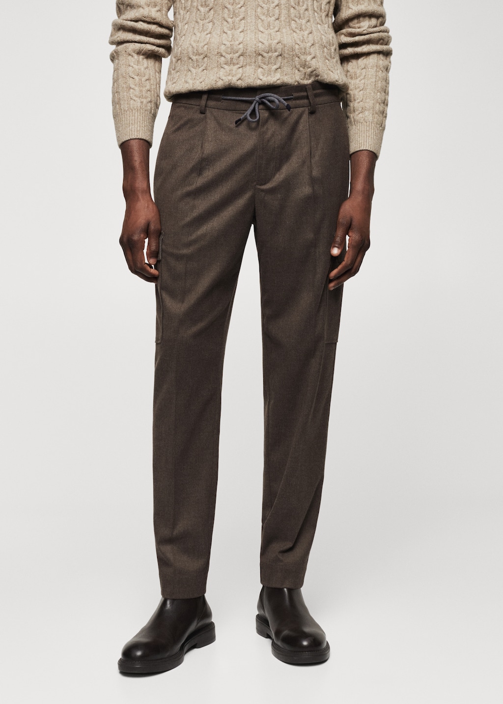 Textured cargo trousers - Medium plane