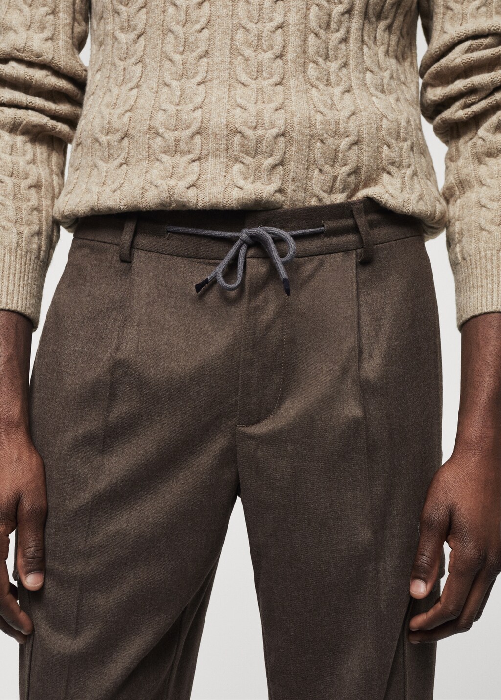 Textured cargo trousers - Details of the article 1