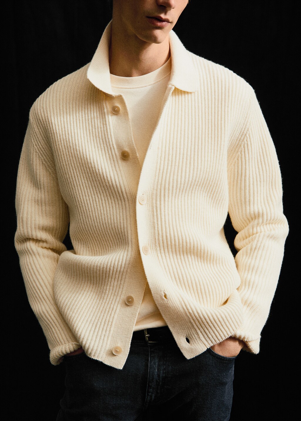 Structured wool cardigan - Details of the article 5