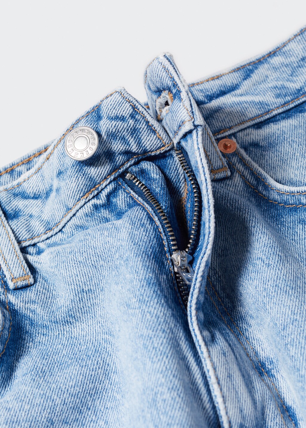 Mom Jeans mit hohem Bund - Detail des Artikels 8