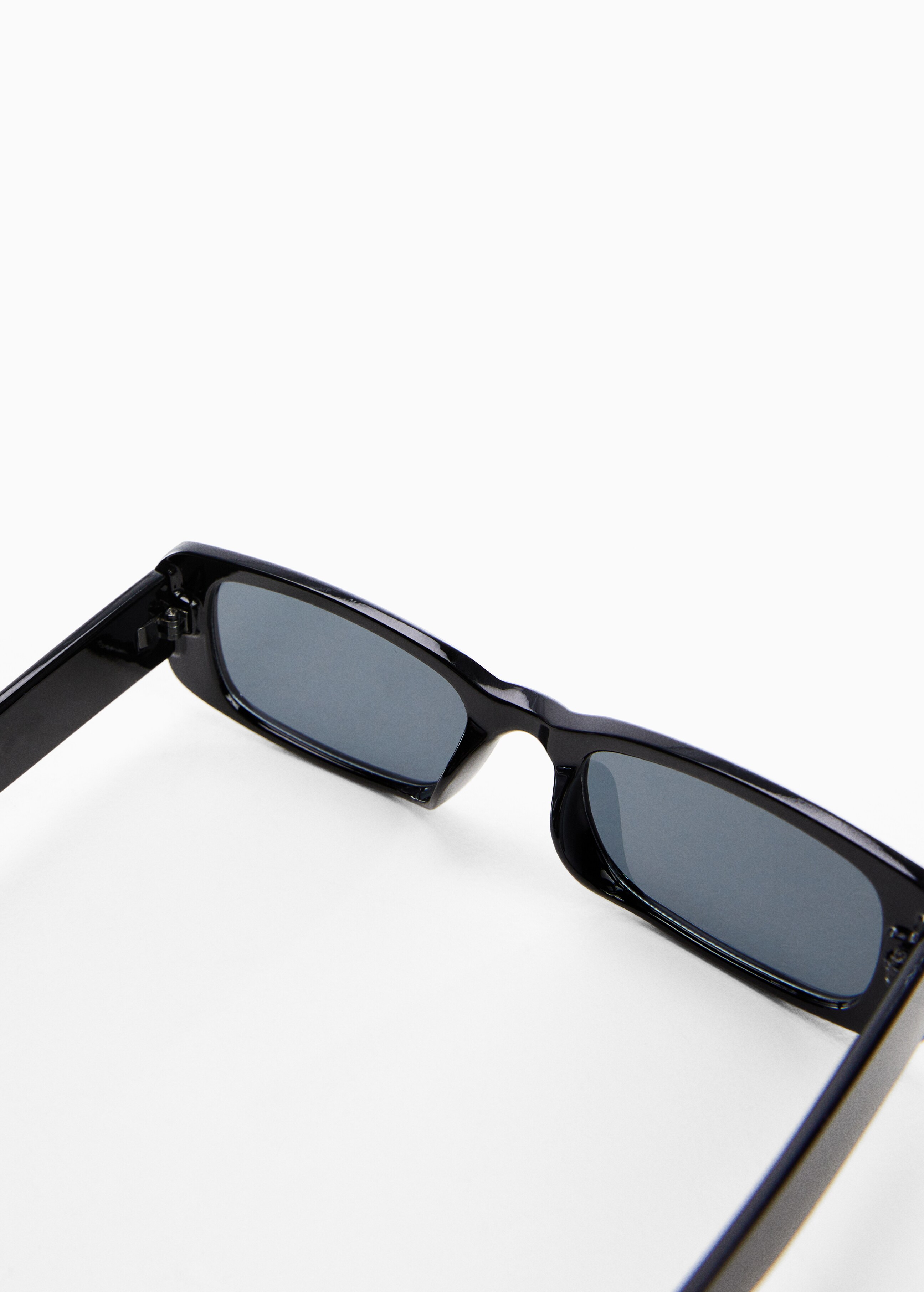 Rectangular sunglasses - Details of the article 1