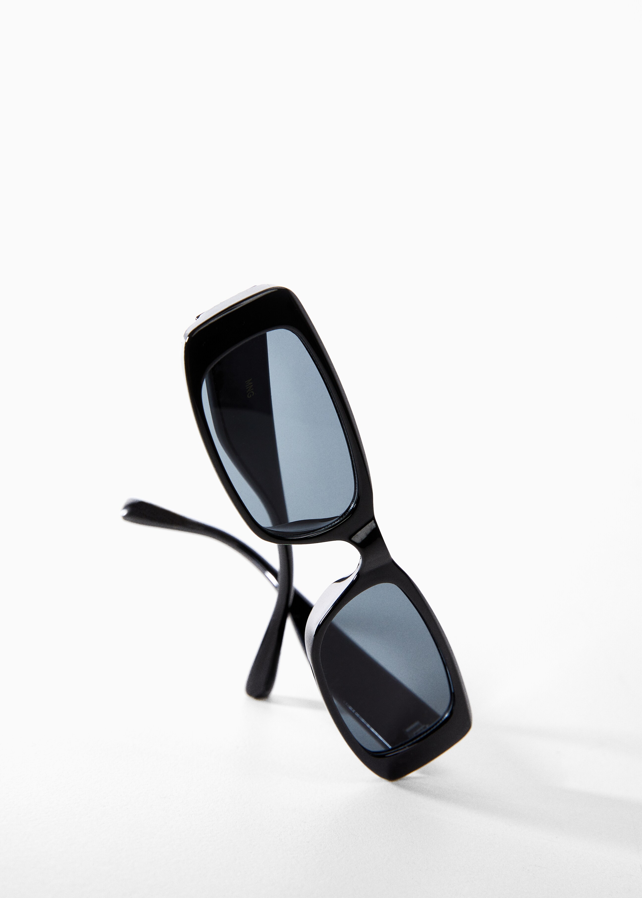 Rectangular sunglasses - Details of the article 5
