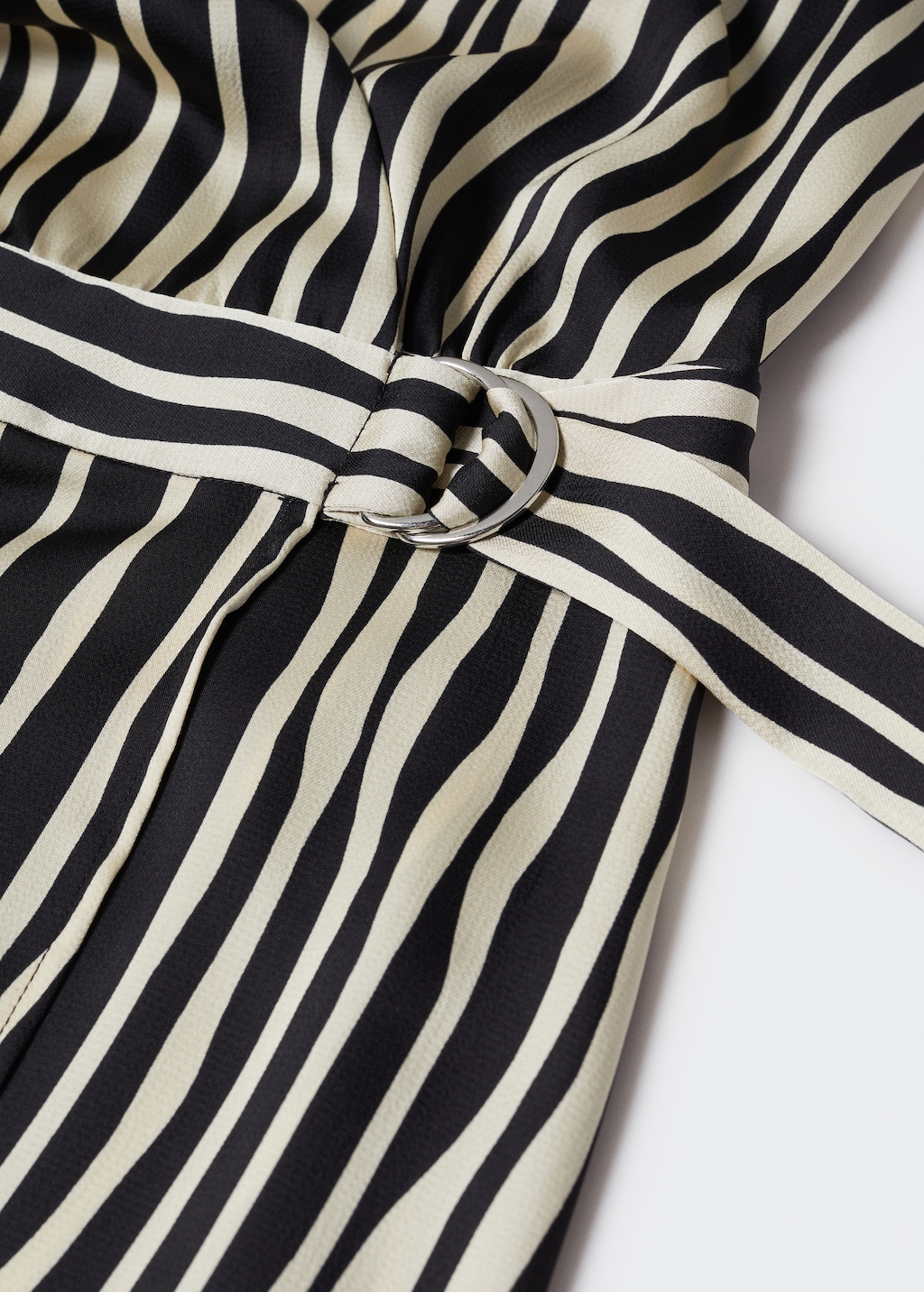 Striped midi dress - Details of the article 8