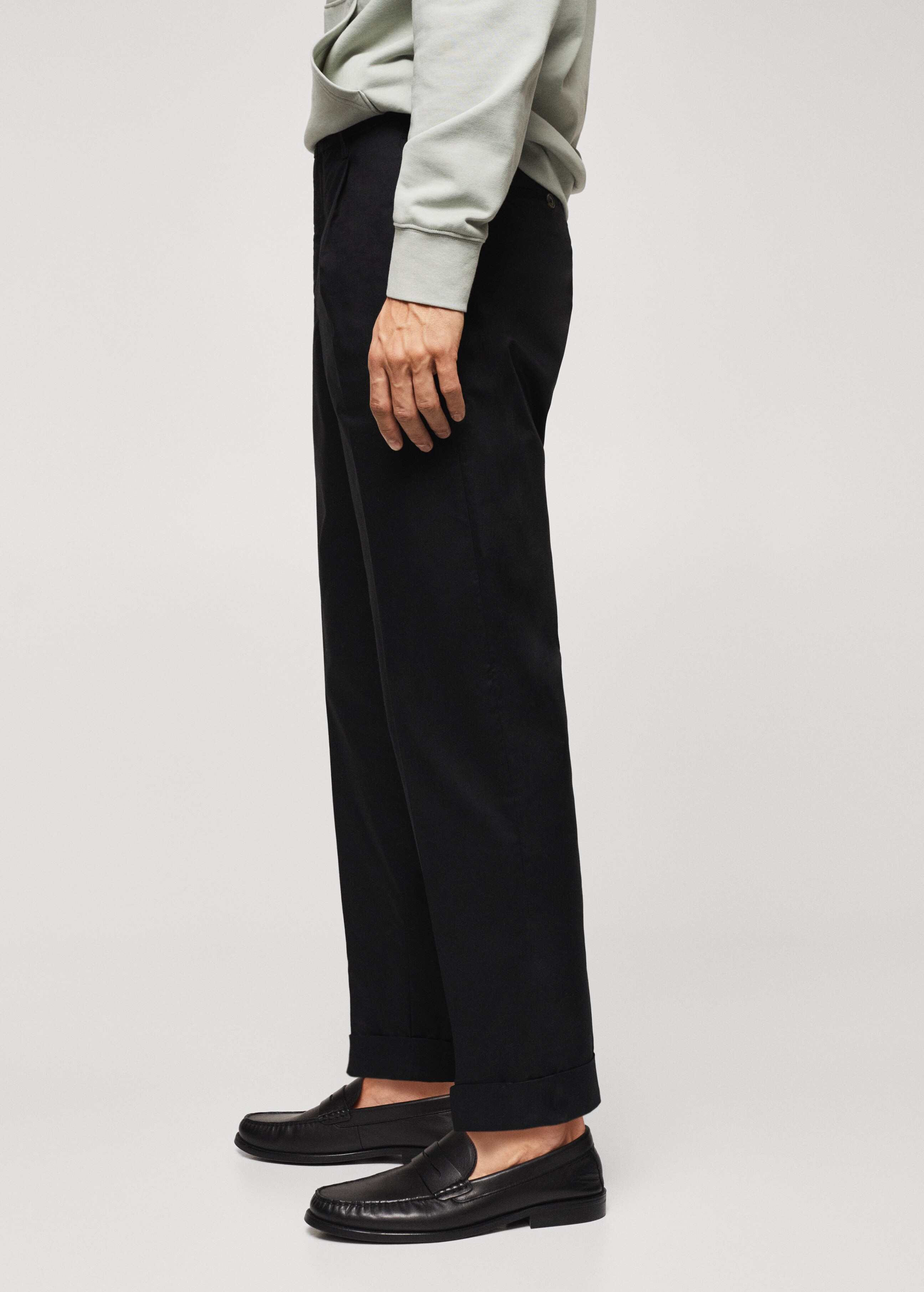 Cotton pleated trousers - Details of the article 4