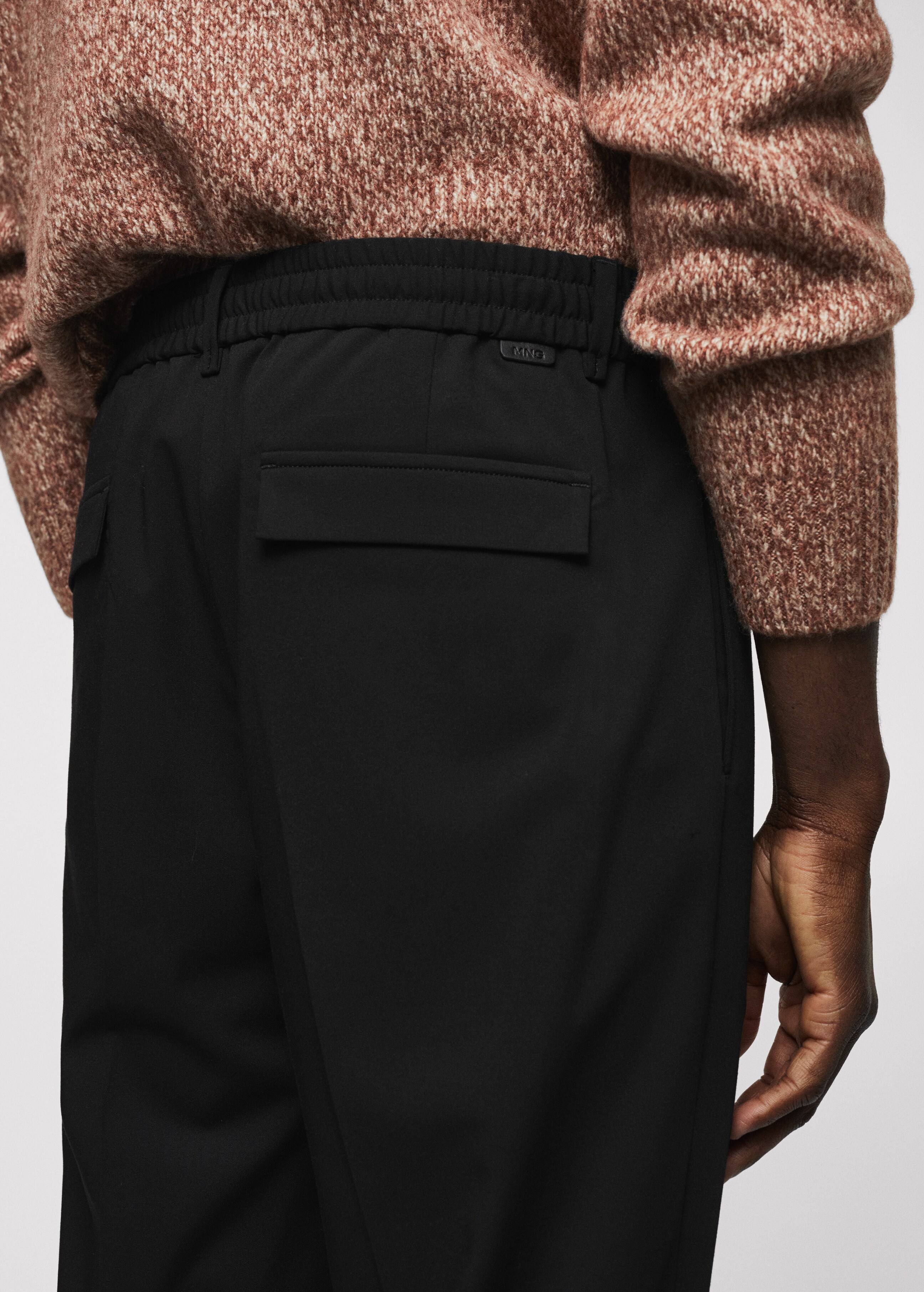 Pleated slim-fit trousers - Details of the article 6