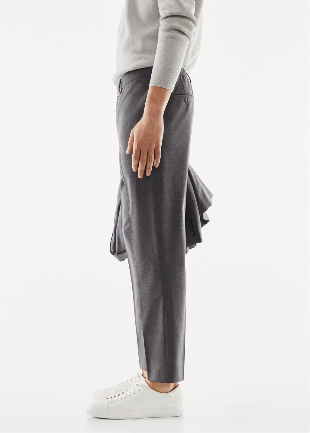 Breathable slim-fit suit trousers - Details of the article 6