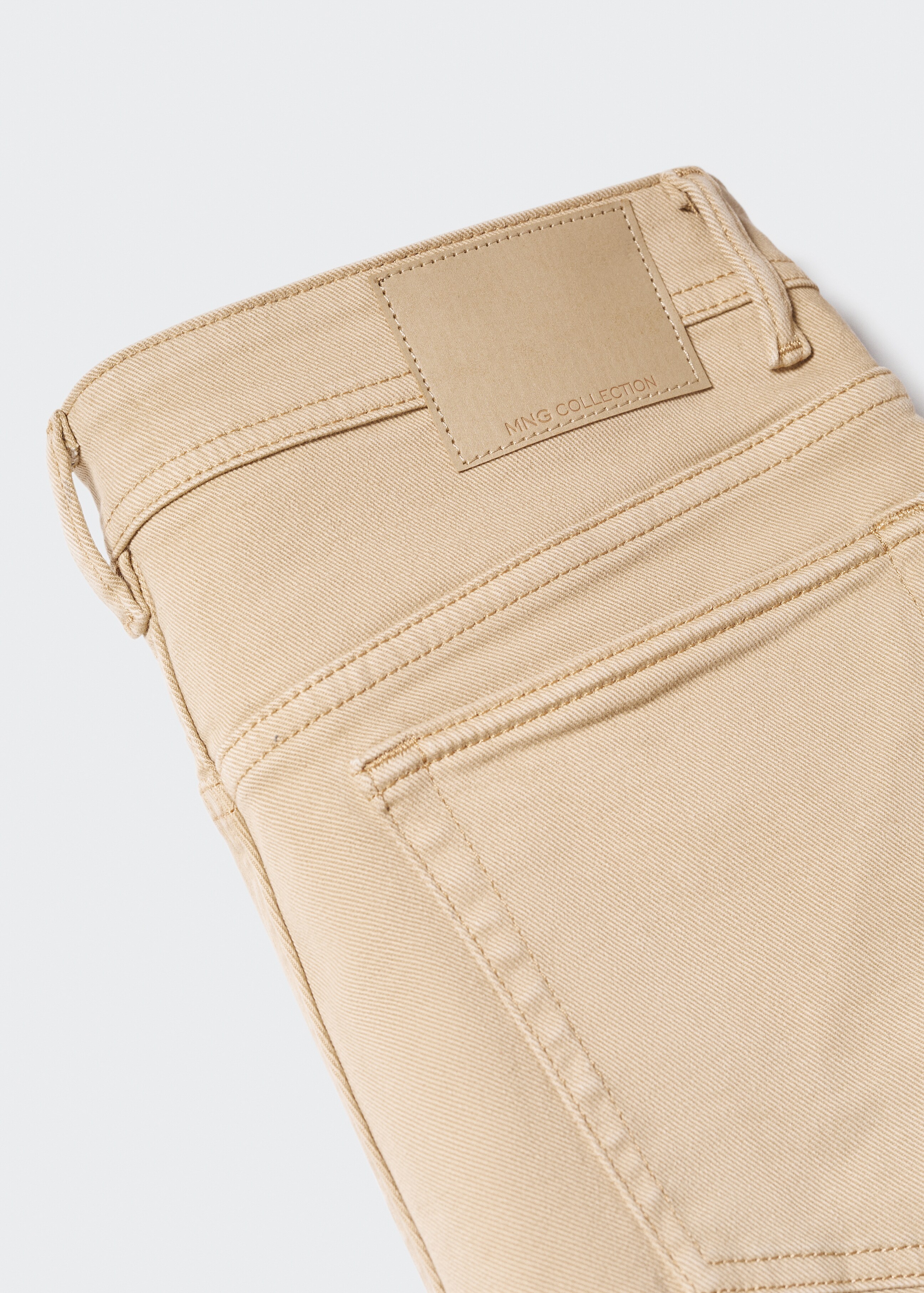 Slim-fit coloured jeans - Details of the article 8