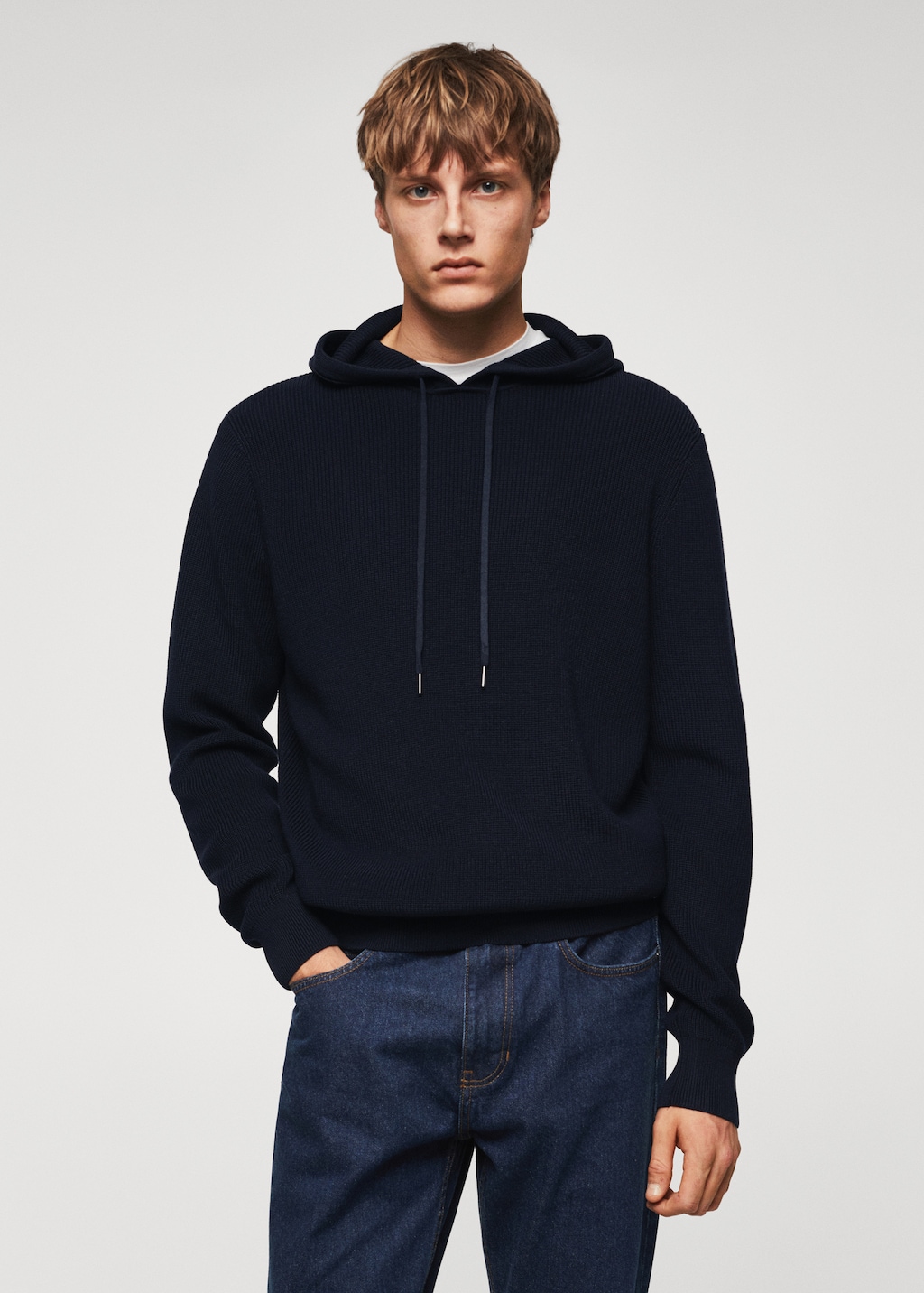 Structured hooded sweater - Medium plane