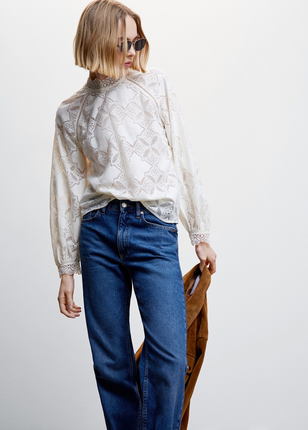 Puffed sleeves lace blouse - Medium plane