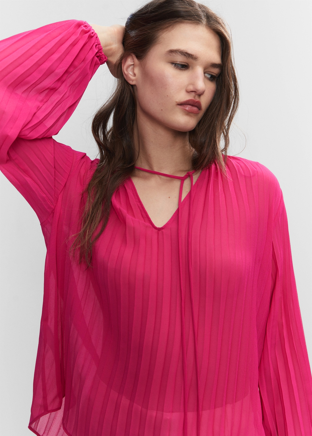 Pleated blouse with puffed sleeves - Details of the article 1