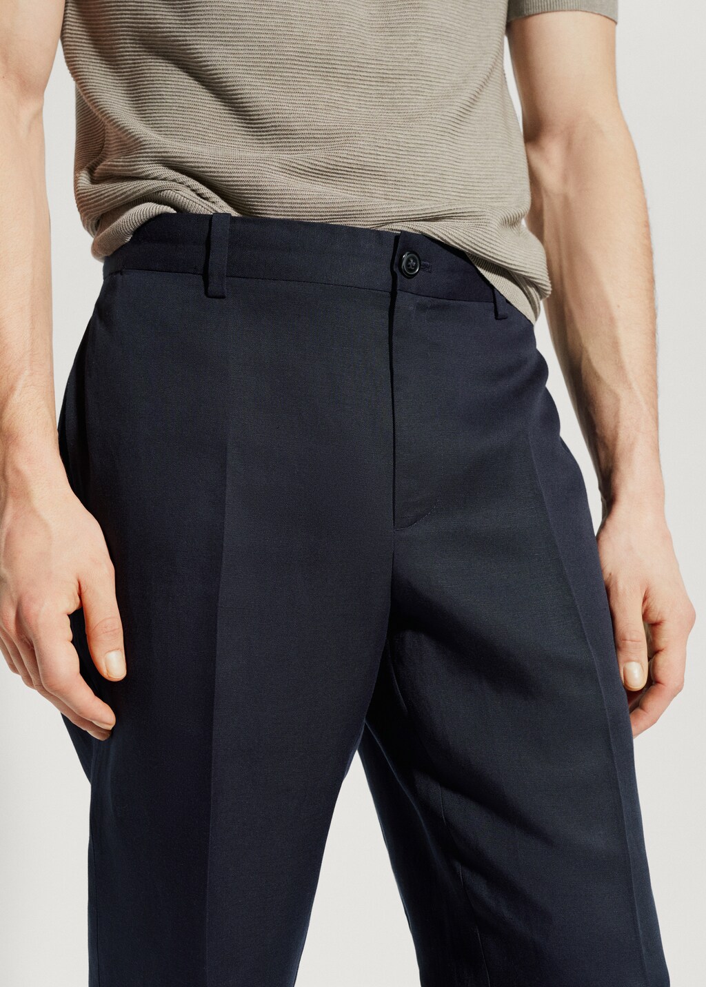 Slim-fit lyocell linen trousers - Details of the article 1