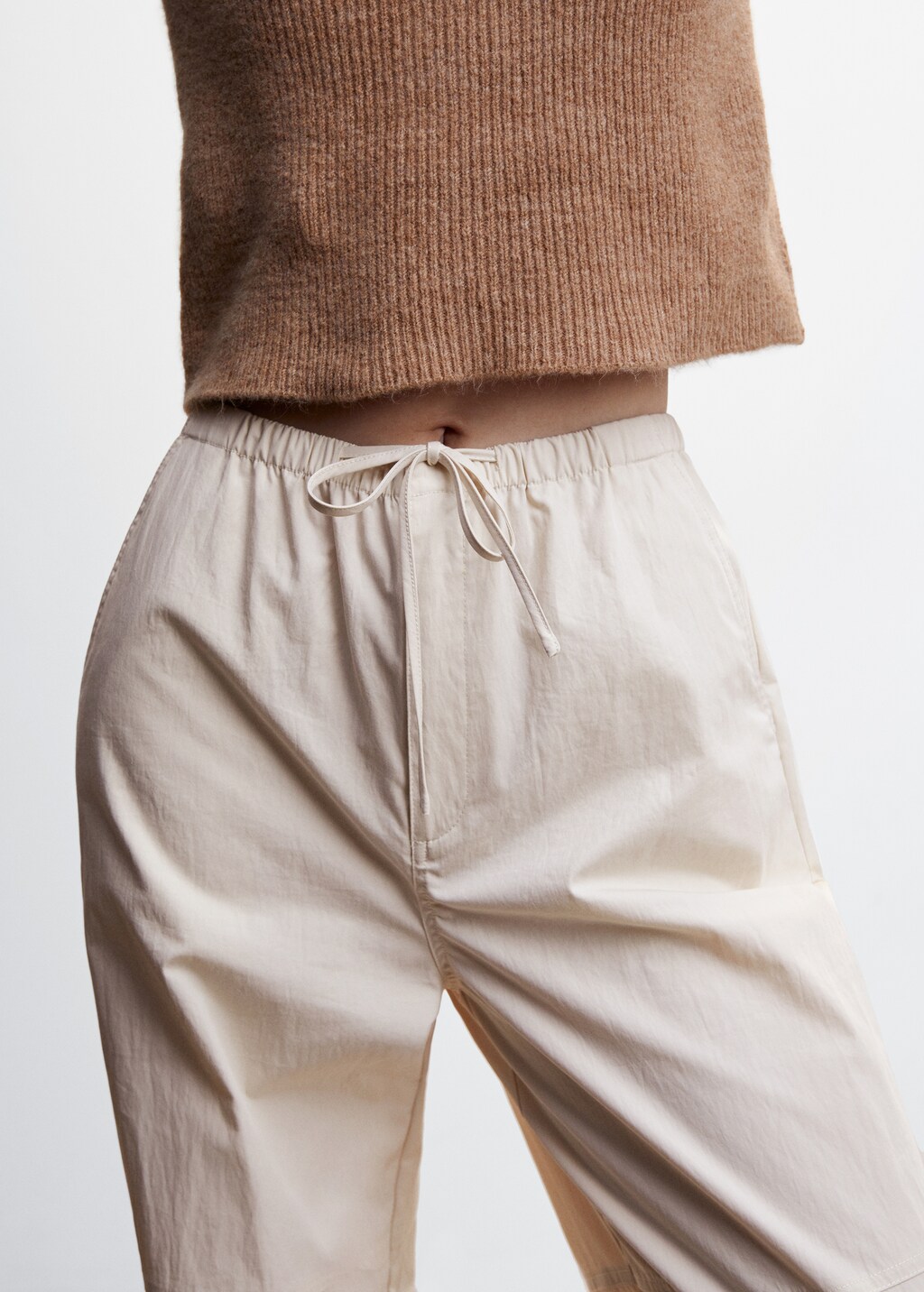 Pantalons parachute  - Detall de l'article 6