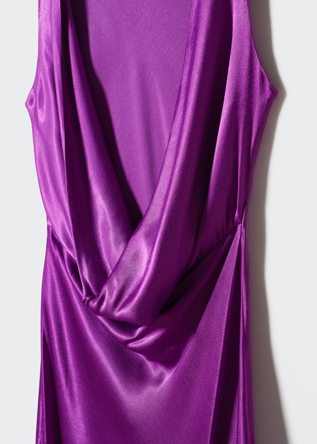 Open-back satin-effect dress - Details of the article 8