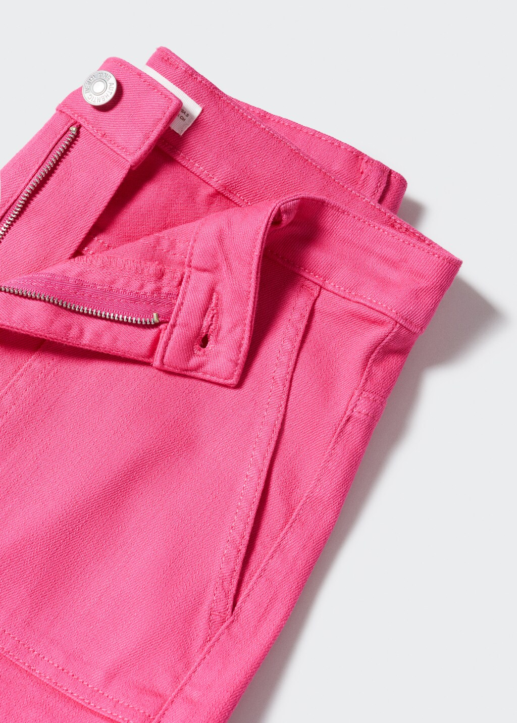 Medium-waist denim shorts - Details of the article 8