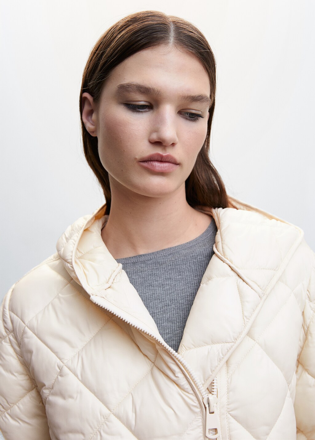 Hood quilted coat - Details of the article 1