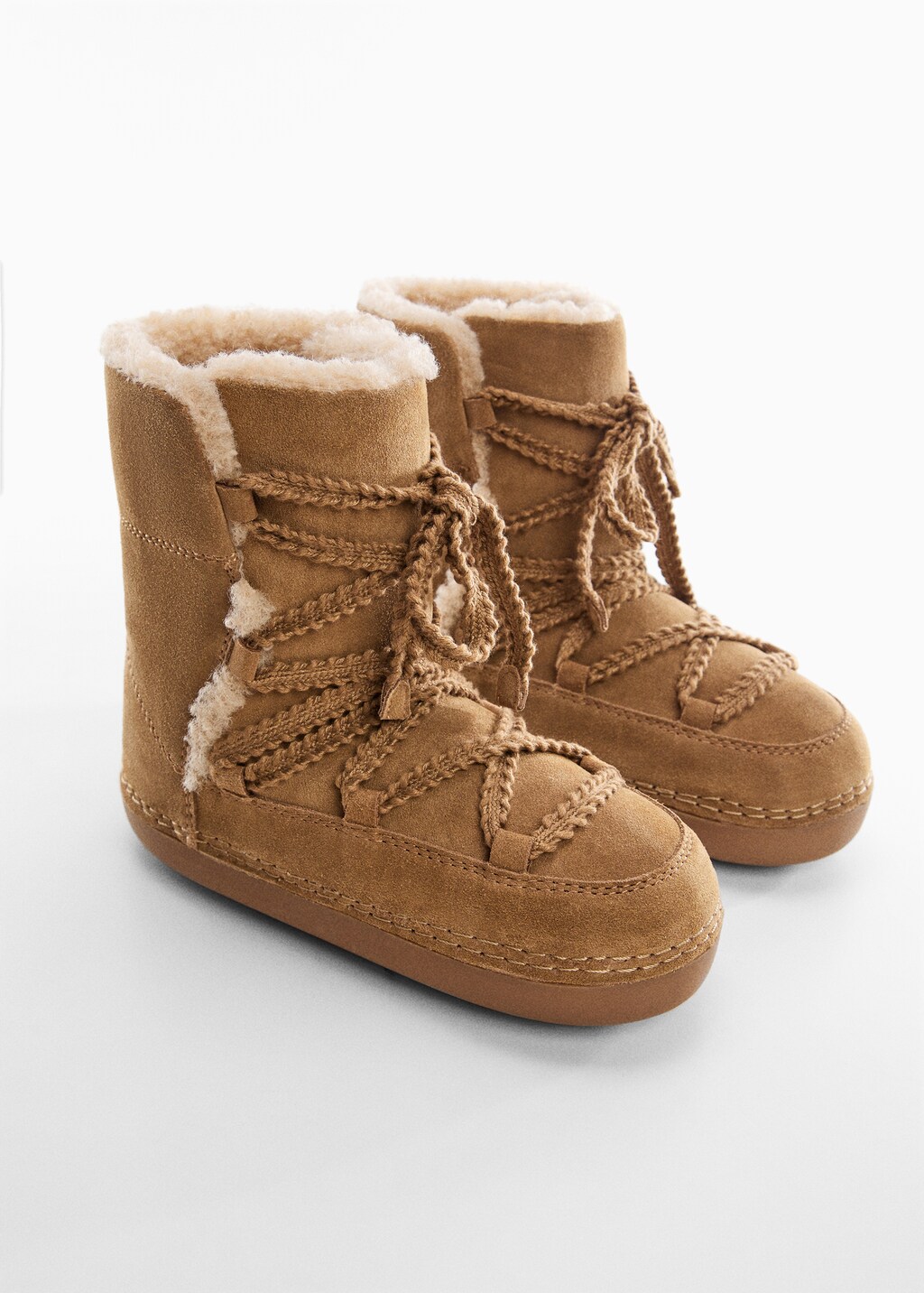 Lace-up sheepskin boots - Medium plane