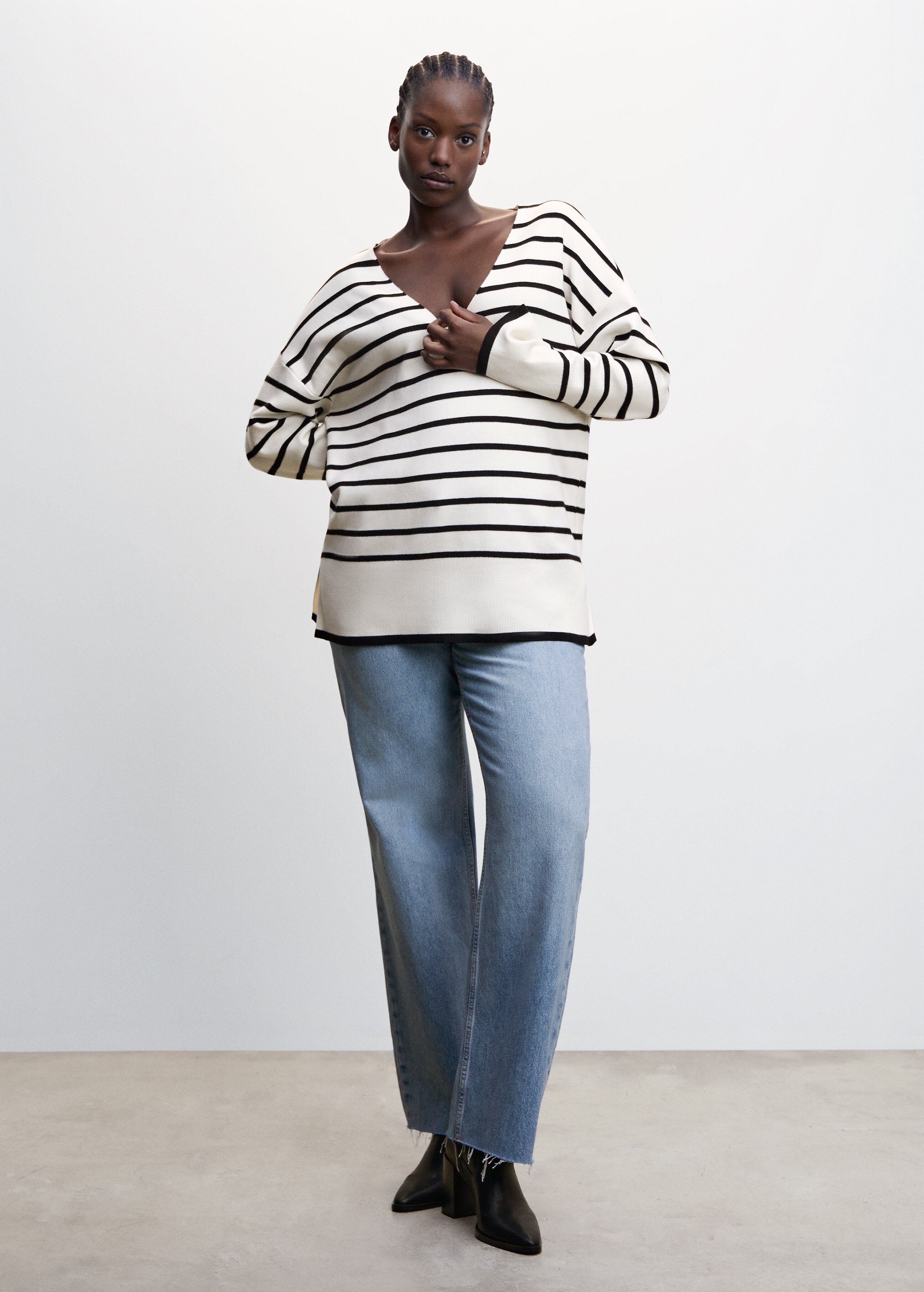 Oversized striped sweater - Details of the article 3