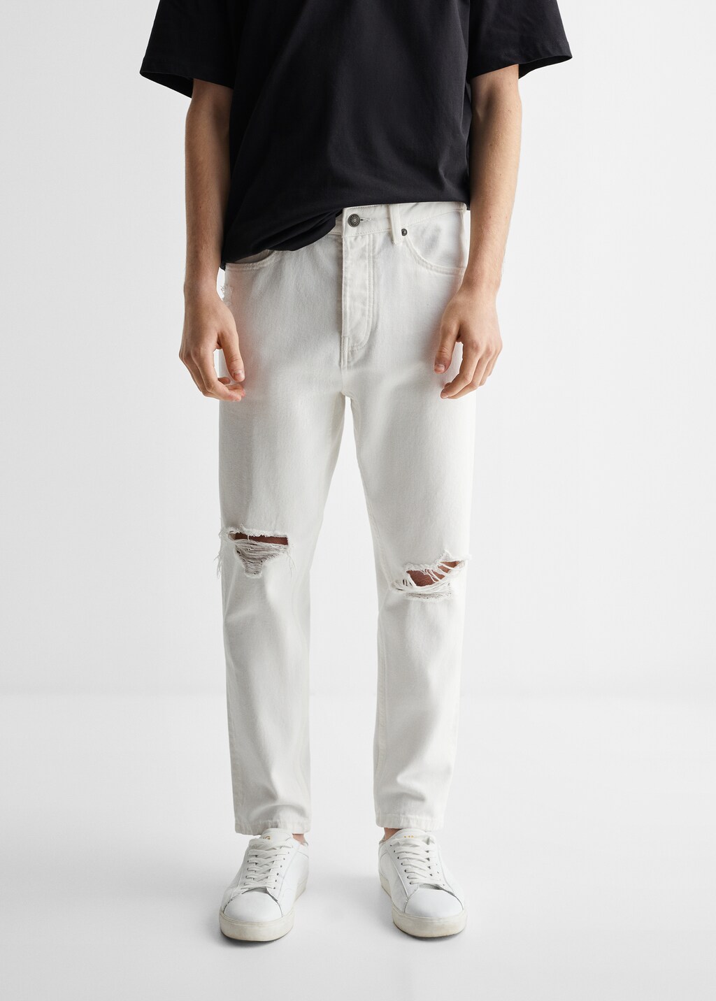 Ripped tapered-fit jeans - Details of the article 6