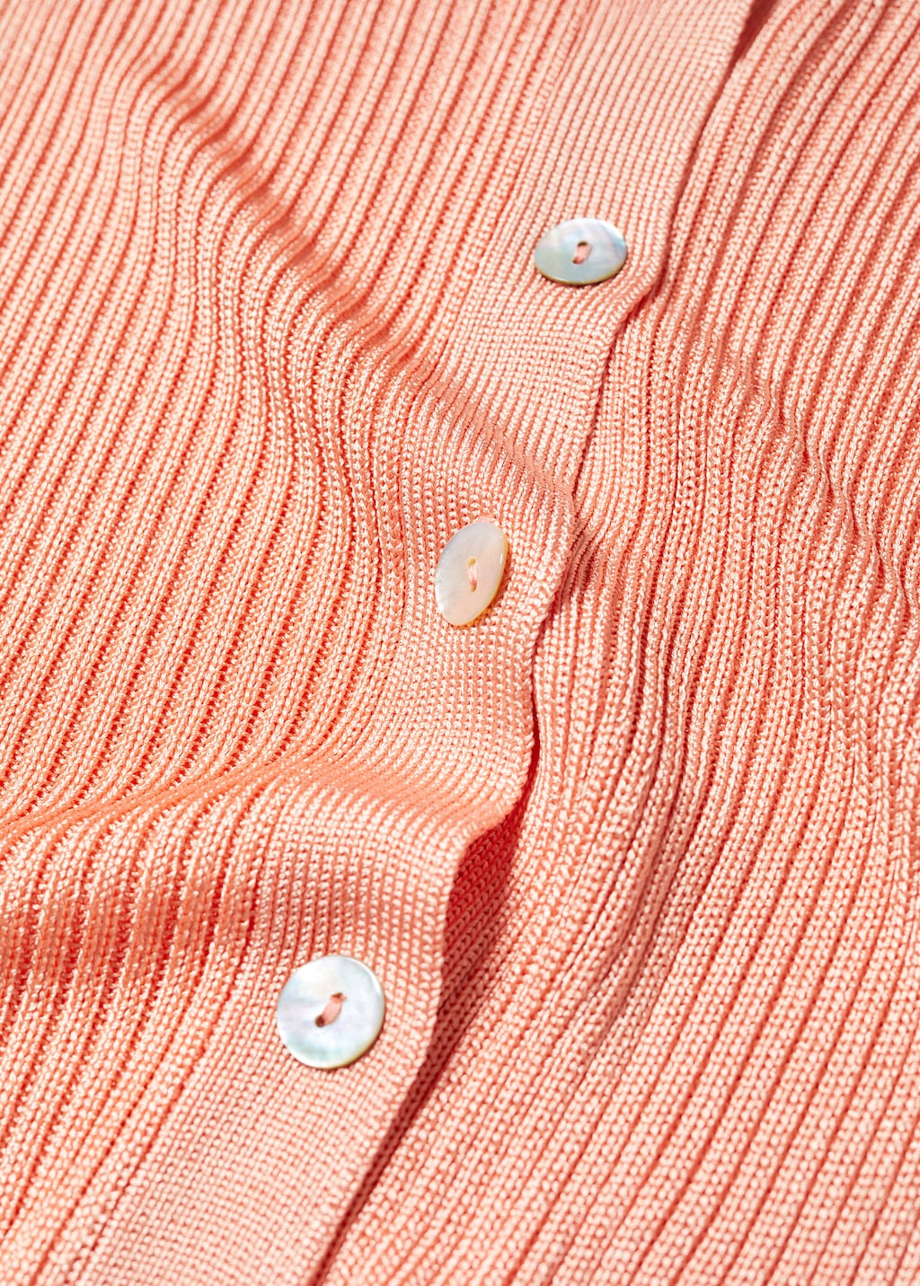 Polo-neck cardigan - Details of the article 8