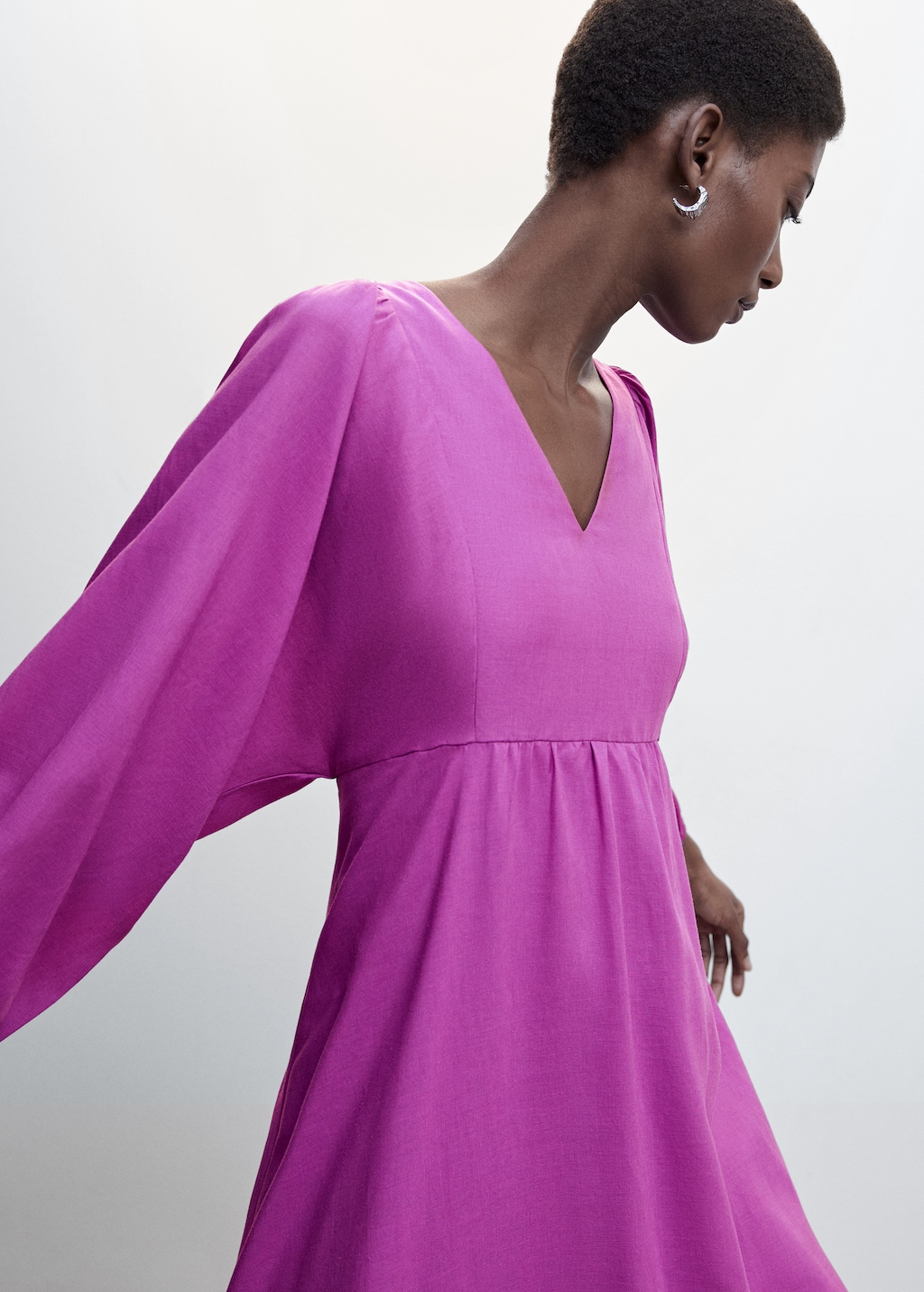 Puffed sleeves dress - Details of the article 1