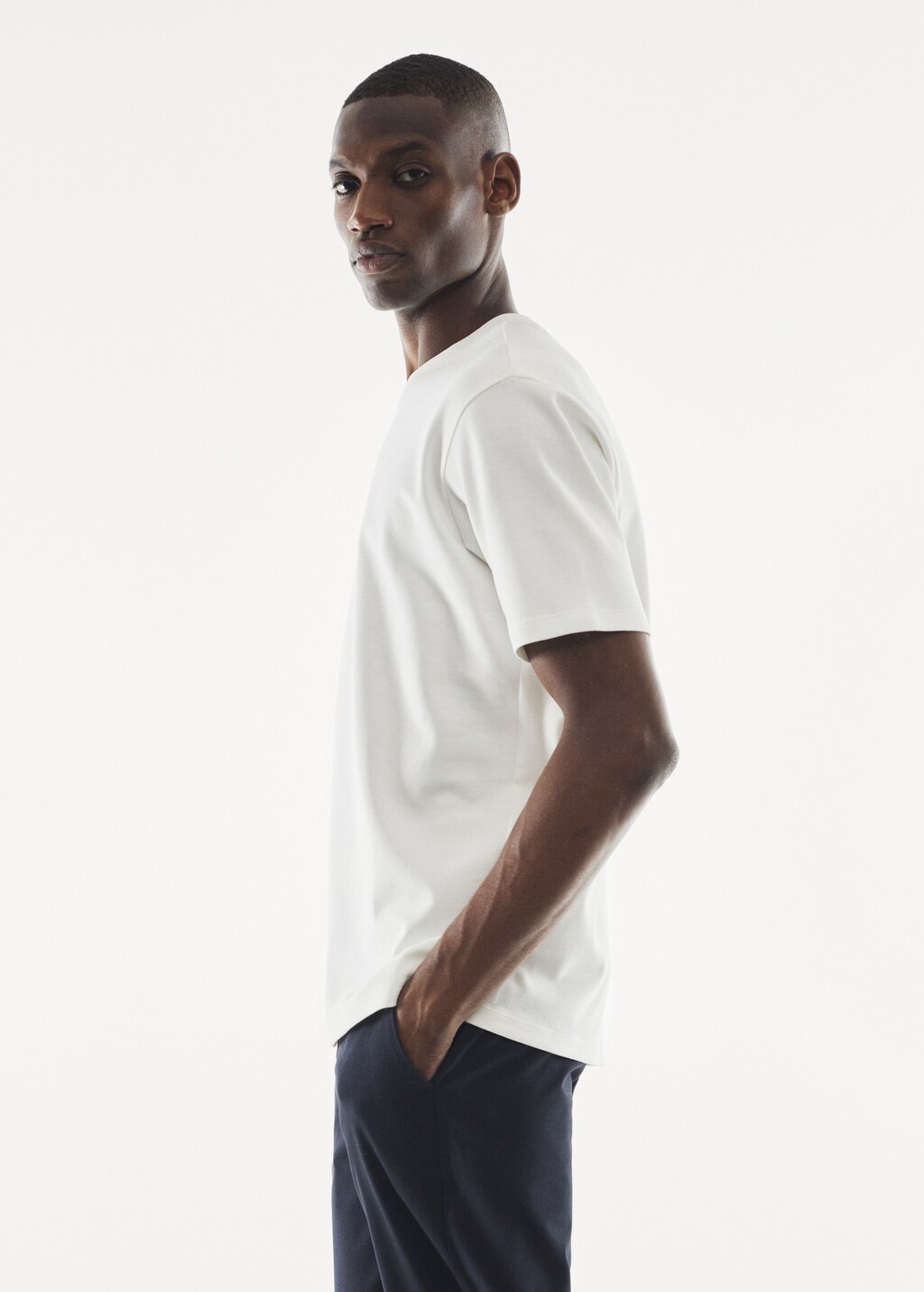 Breathable cotton t-shirt - Details of the article 6