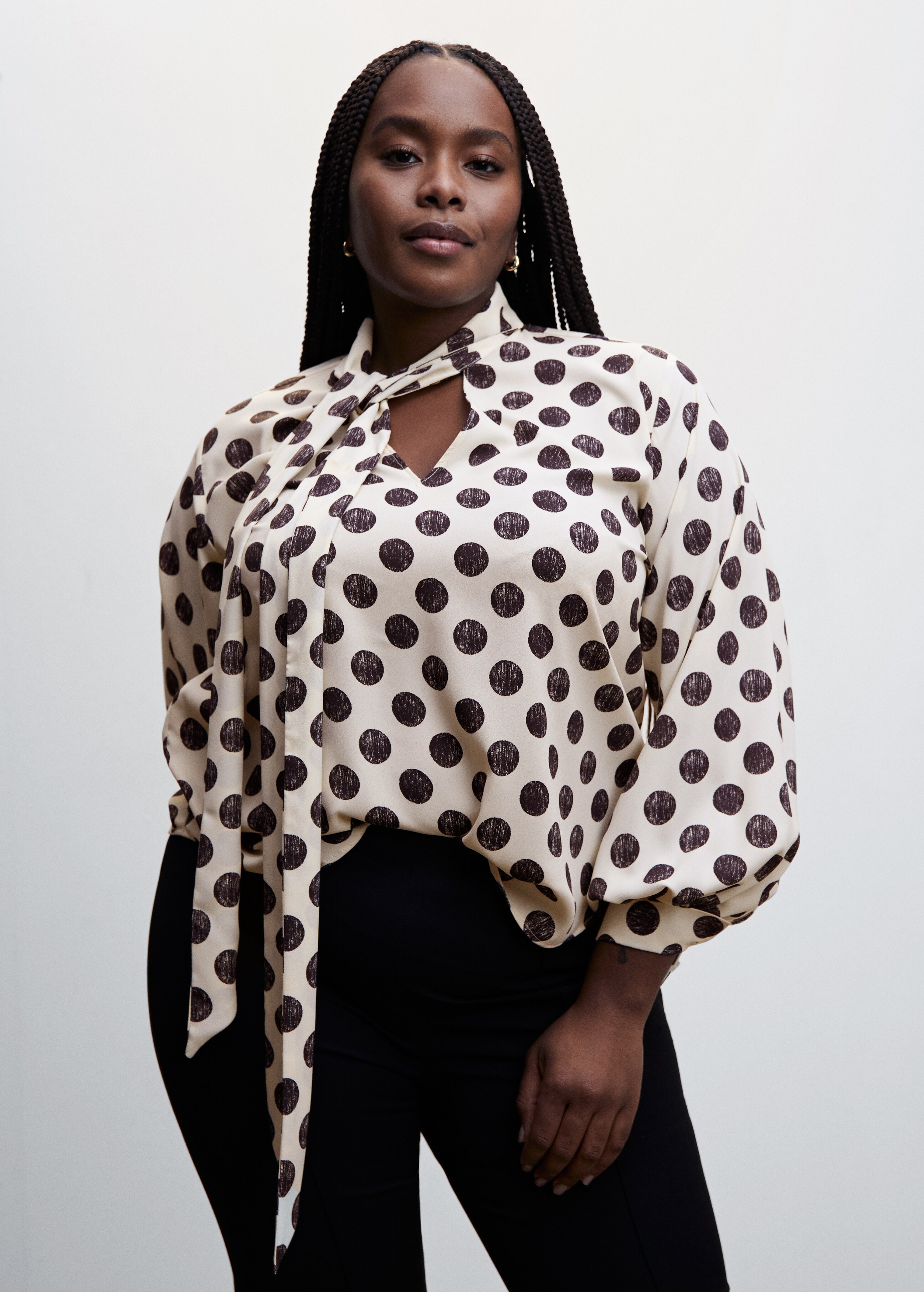 Bow polka-dot blouse - Details of the article 5