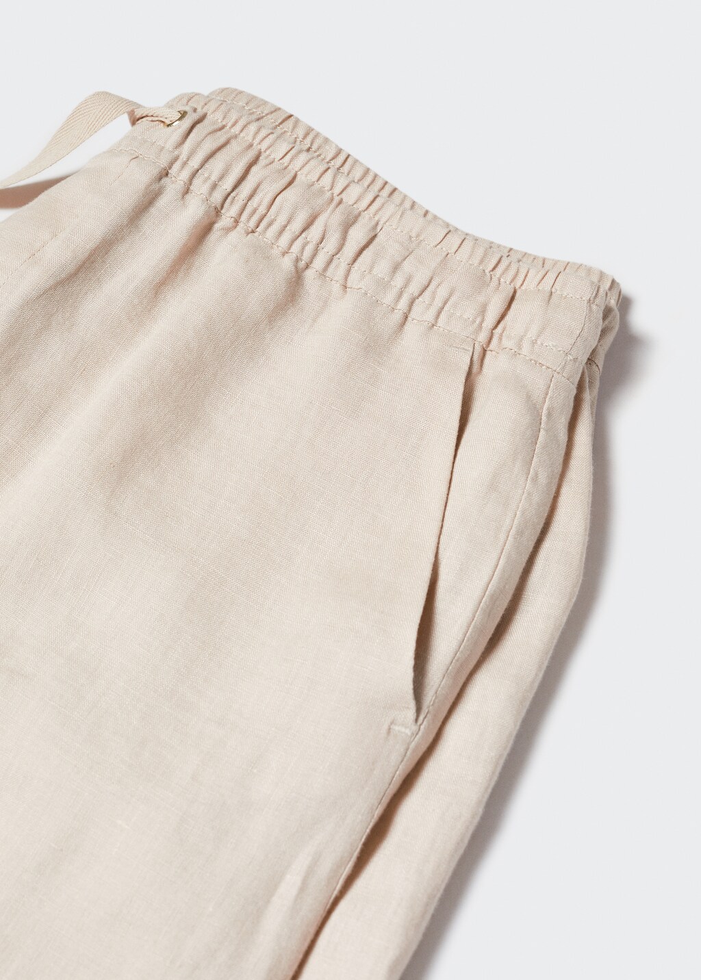 Linen shorts with drawstring - Details of the article 8