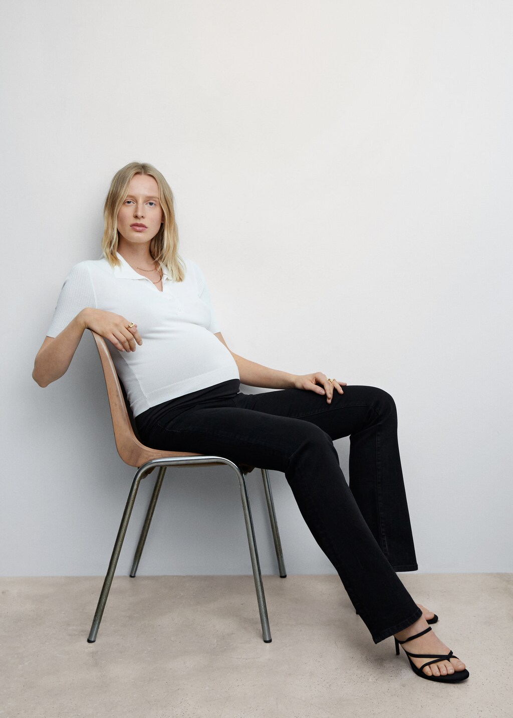 Maternity flared jeans - Details of the article 2