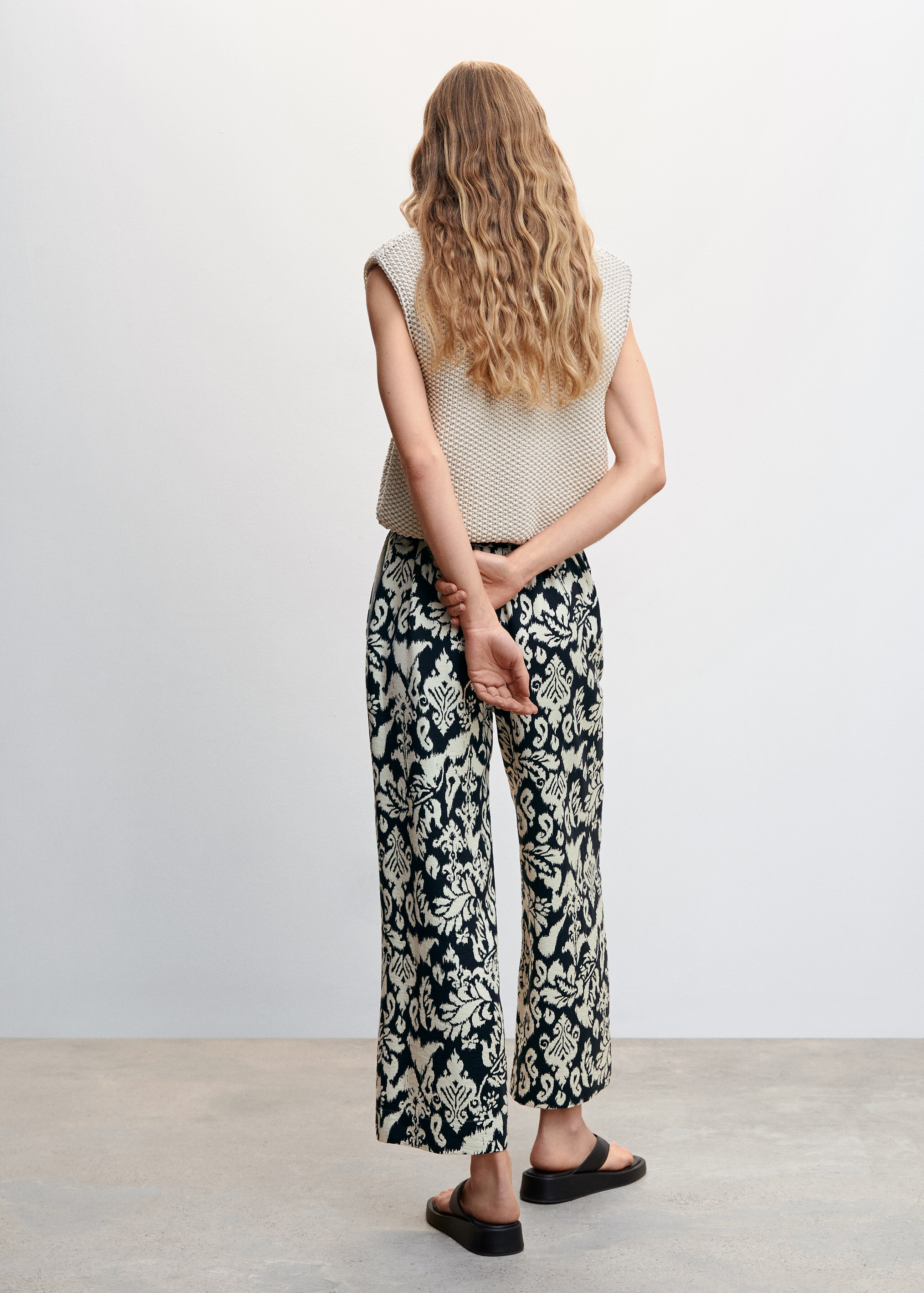 Bow printed trousers - Reverse of the article