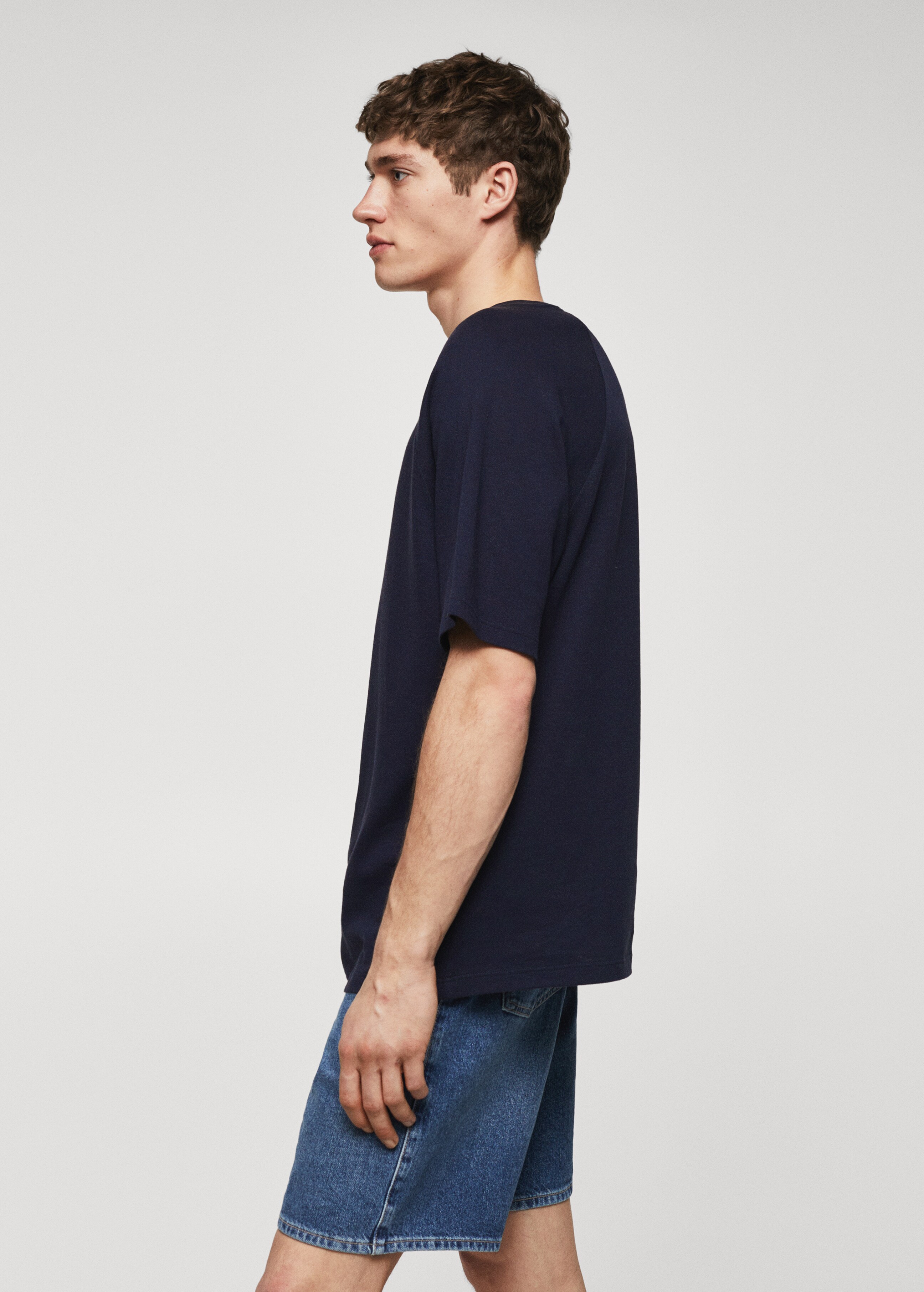 Textured cotton T-shirt - Details of the article 2