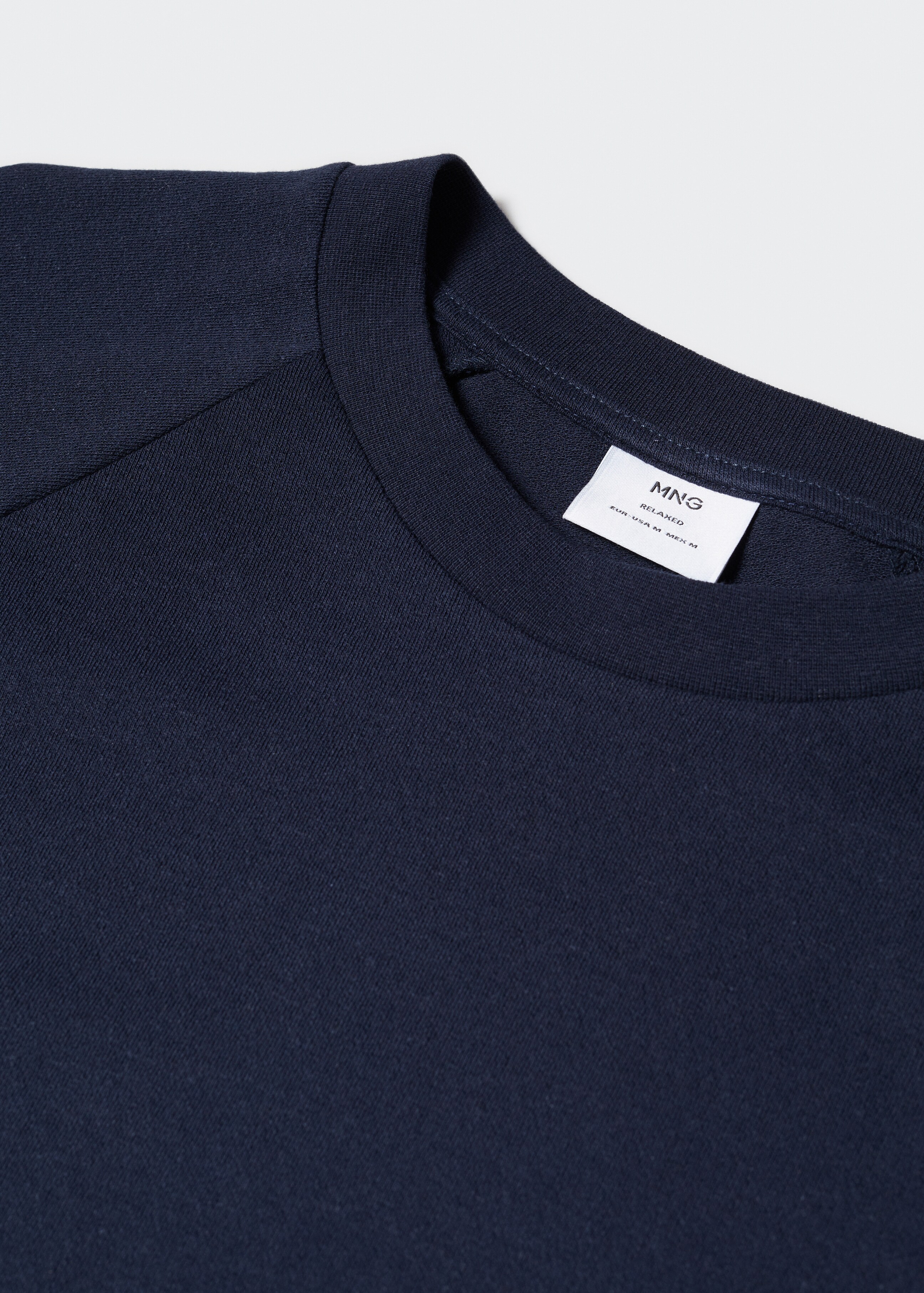 Textured cotton T-shirt - Details of the article 8