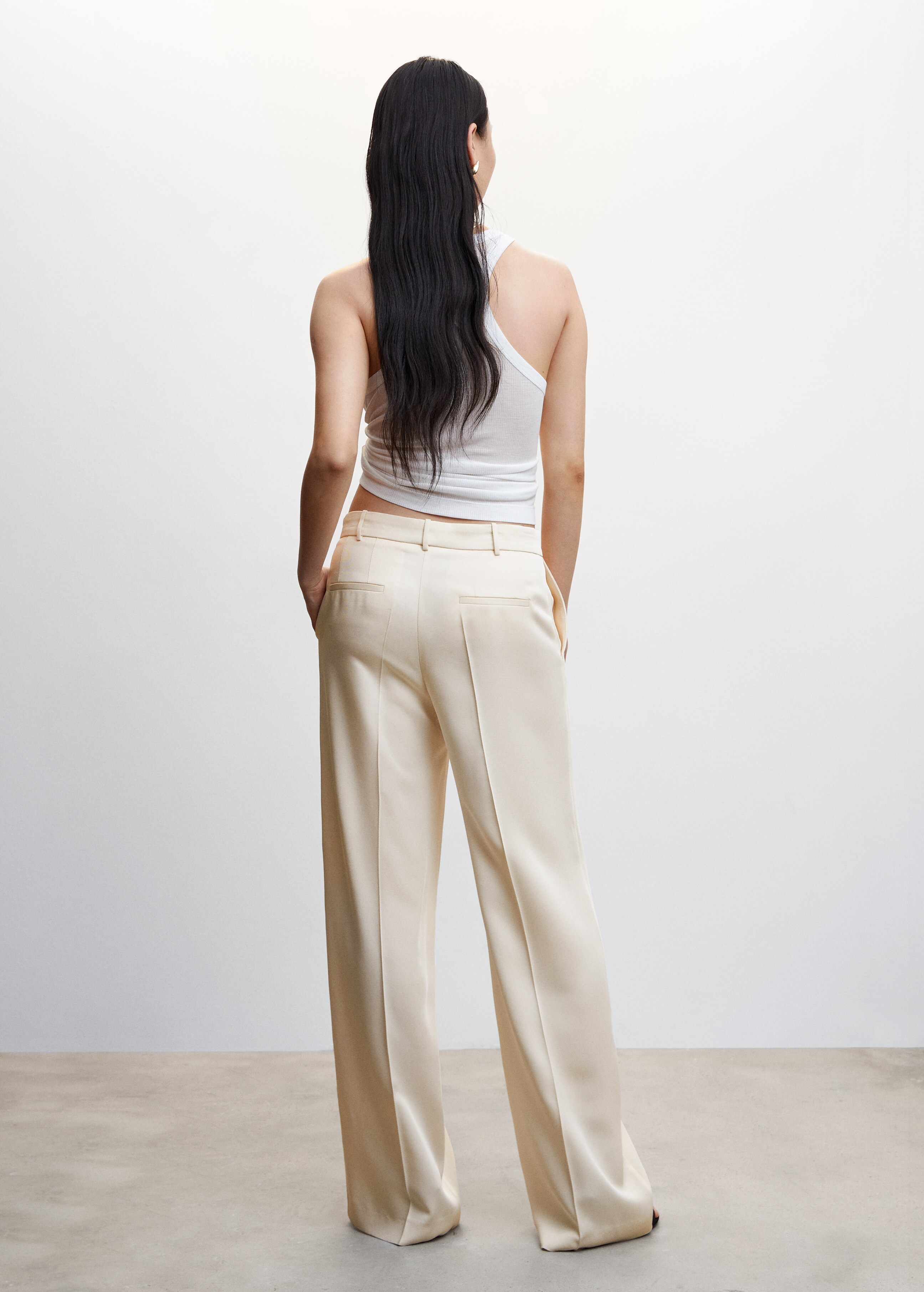 Wideleg pleated trousers - Reverse of the article