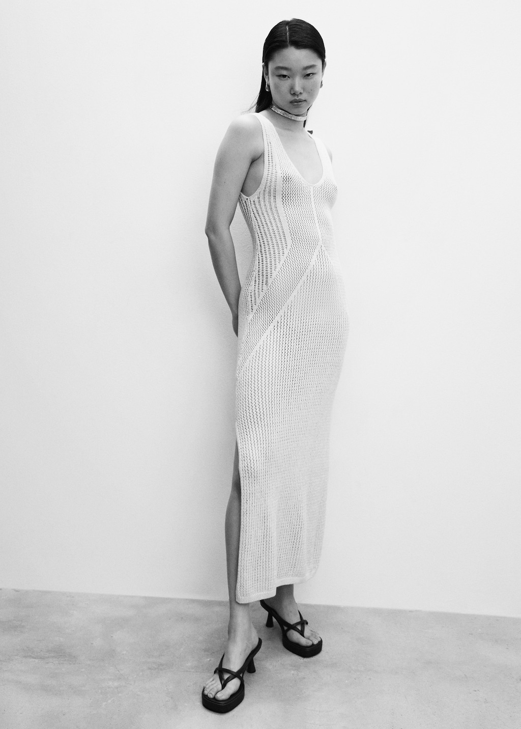 Openwork knit dress with slits - Details of the article 2