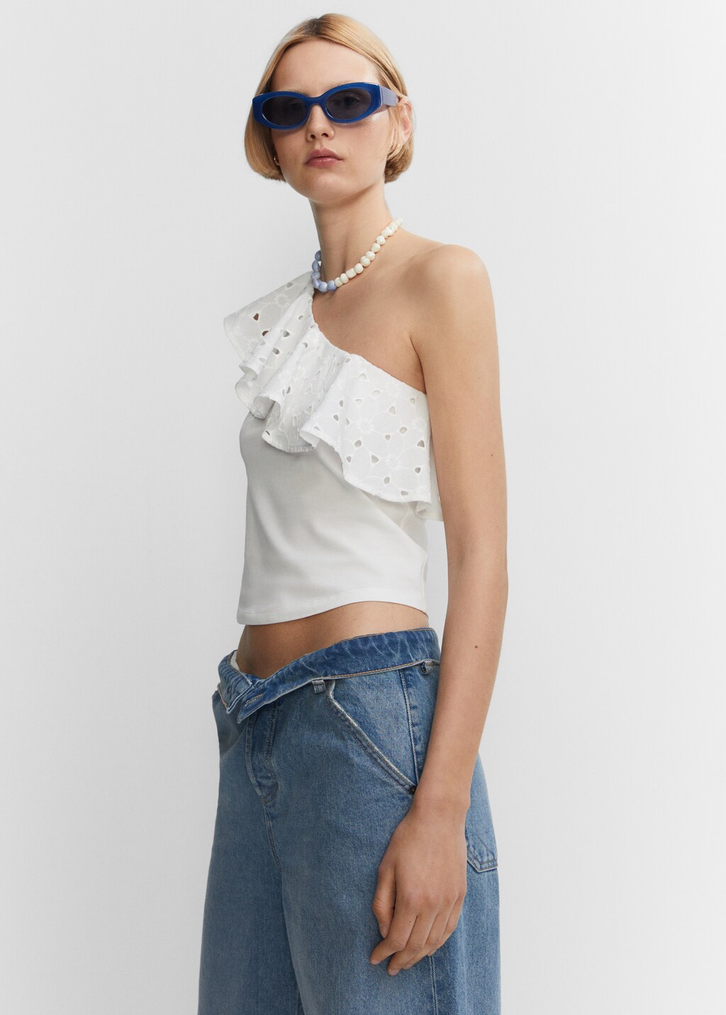 Embroidered asymmetrical top with flounces - Details of the article 2