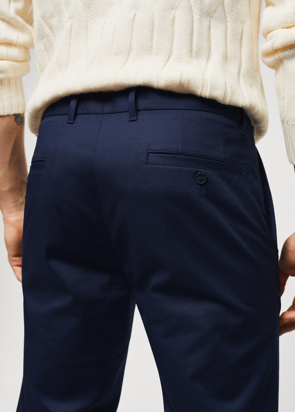 Skinny chino trousers - Details of the article 4