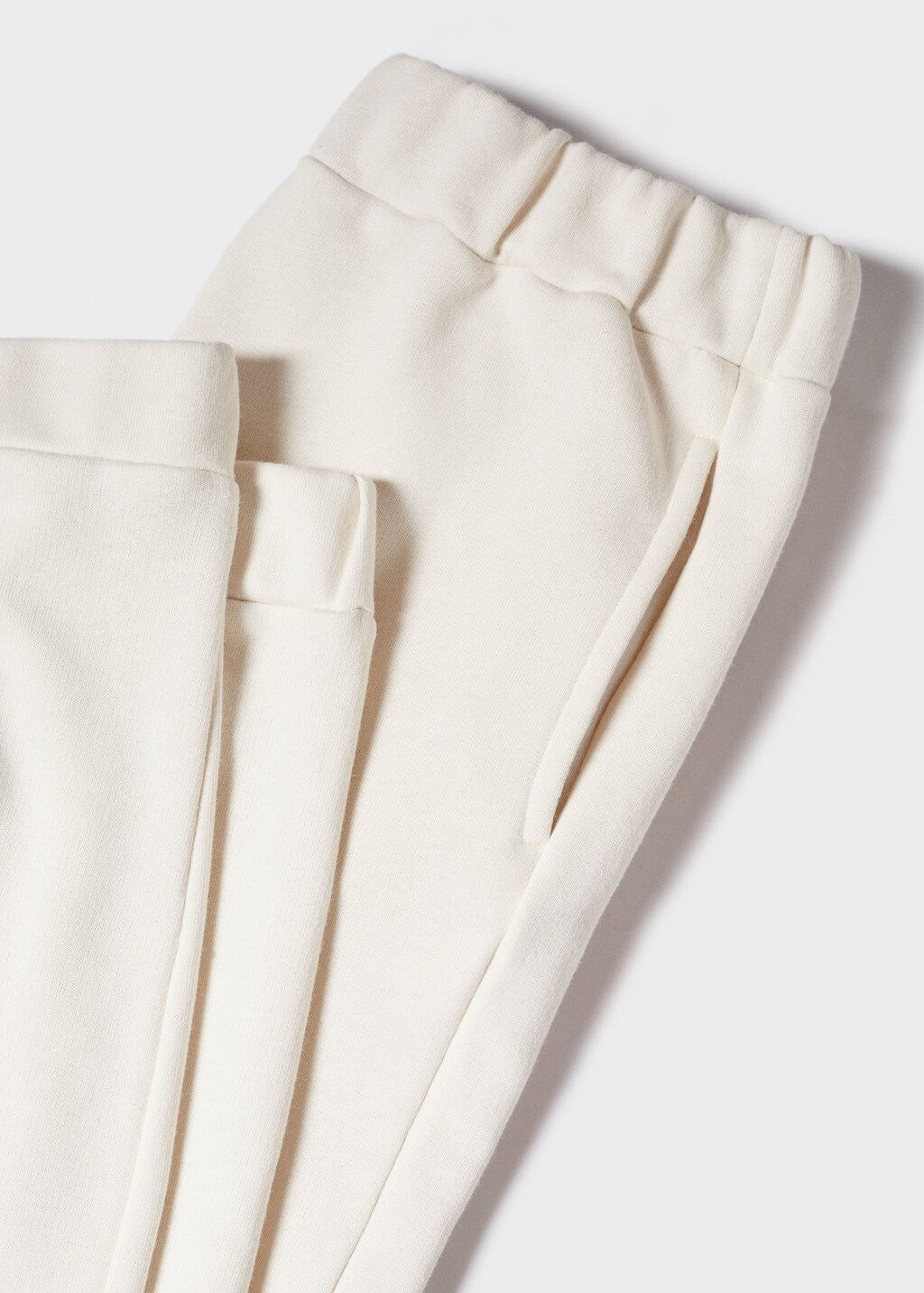 Knitted trousers - Details of the article 8