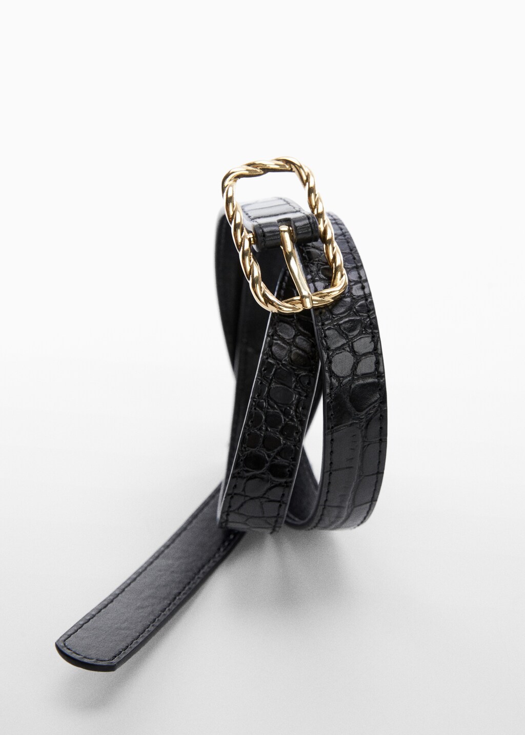 Embossed buckle belt - Details of the article 5