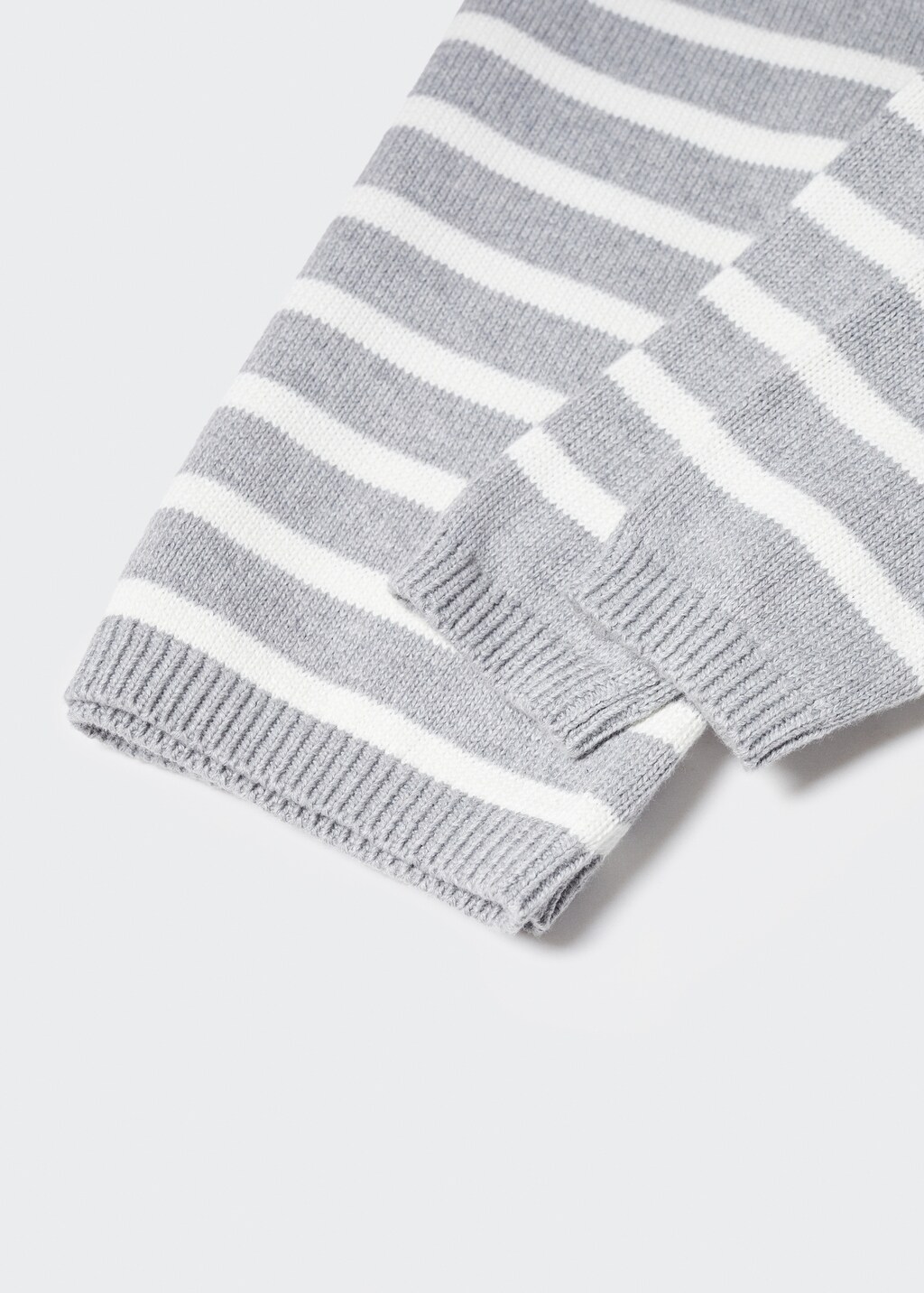 Stripe pattern sweater - Details of the article 0