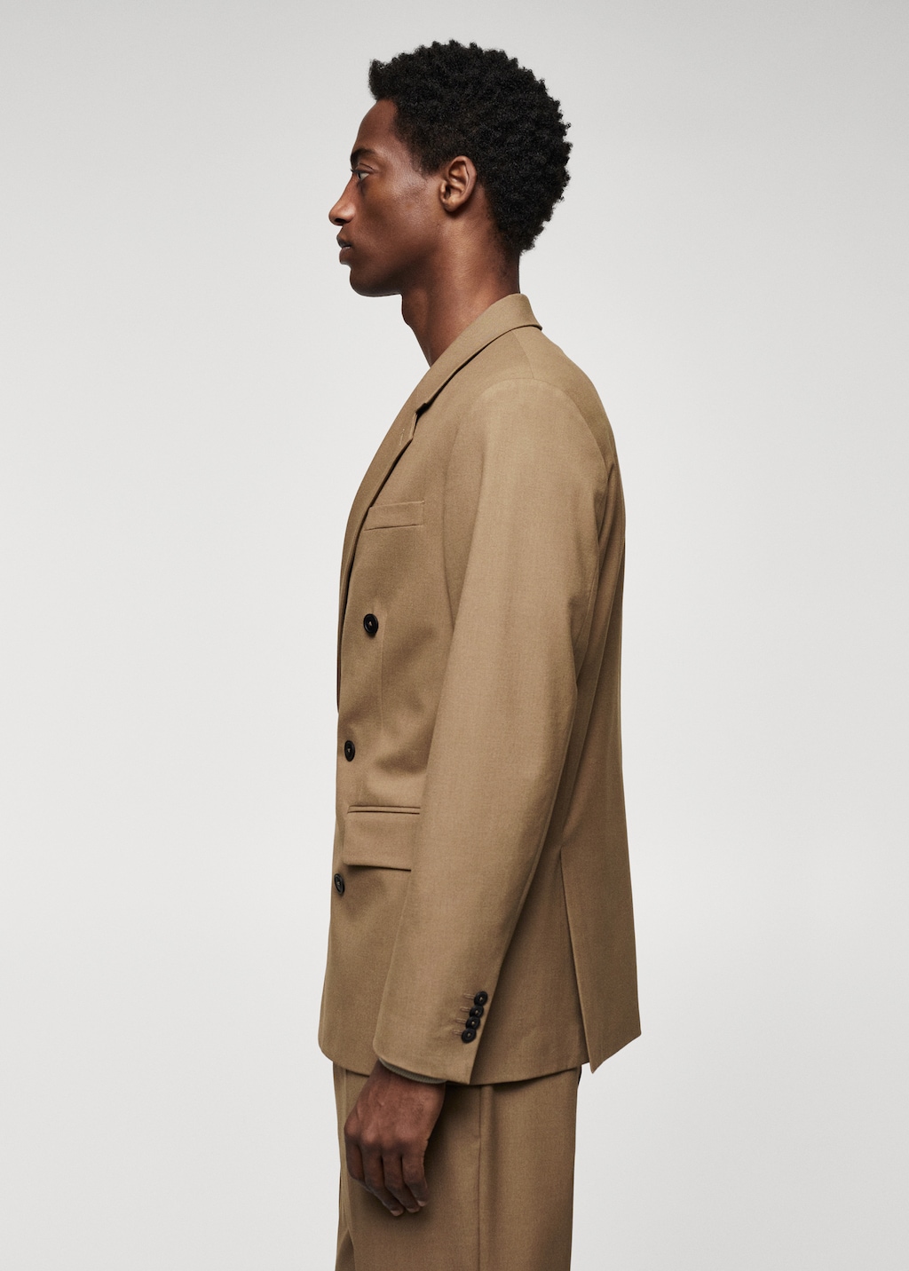 Double-breasted suit jacket - Details of the article 6